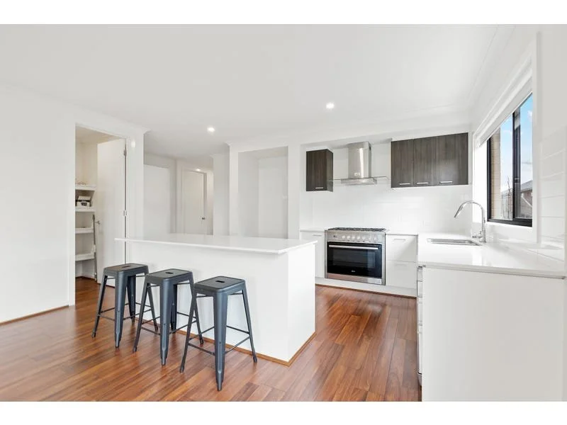 15 Heartwell Street, Warragul 5.jpeg