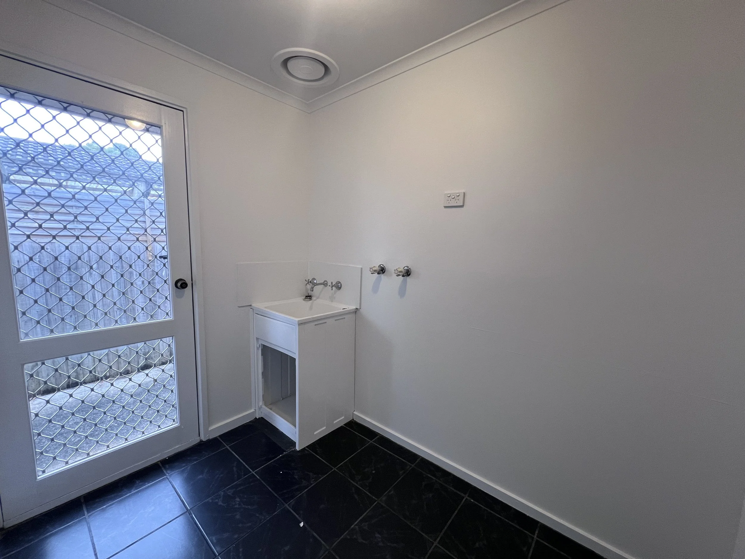7 Cary Place, Traralgon - 15.jpeg
