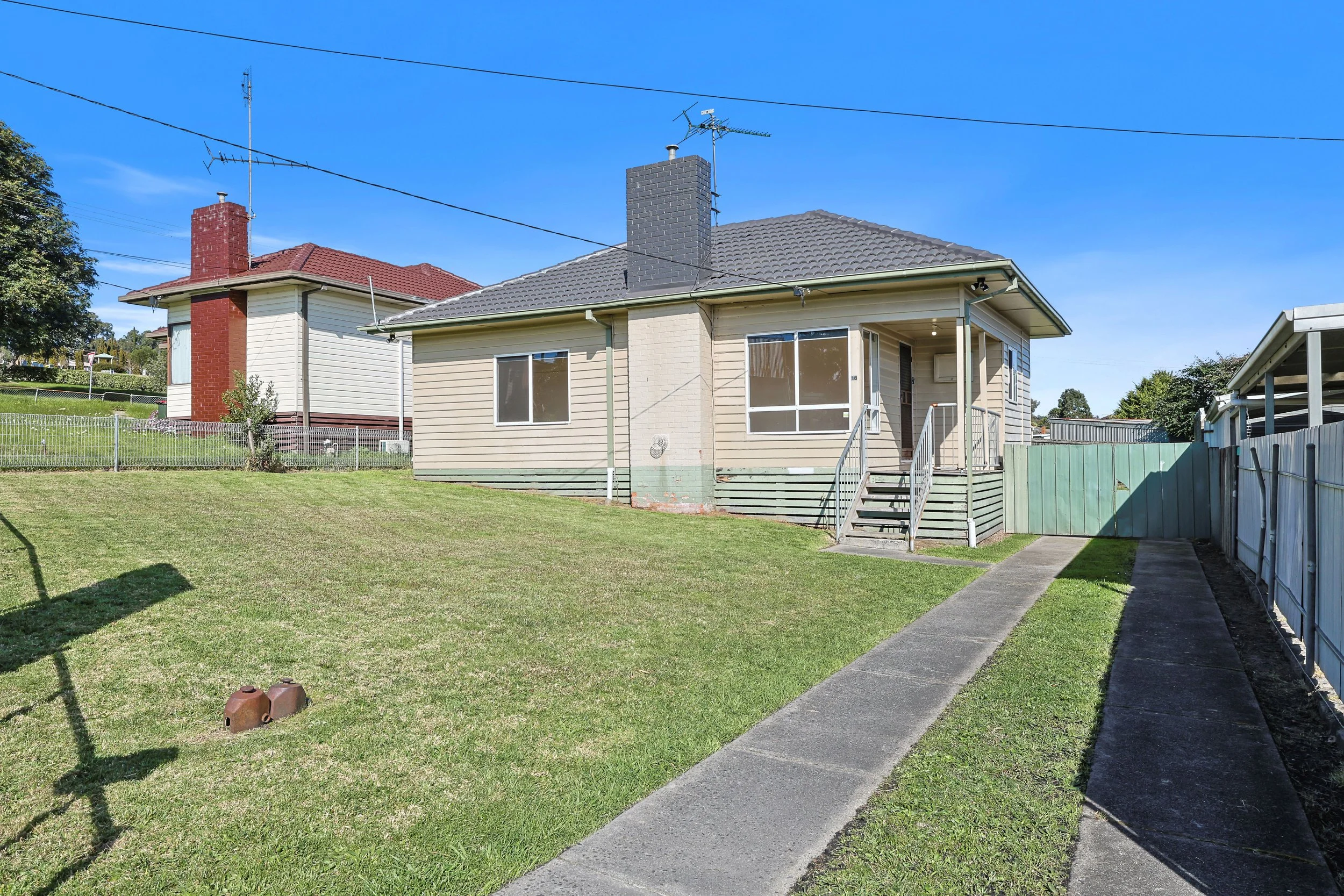 rental properties in Moe