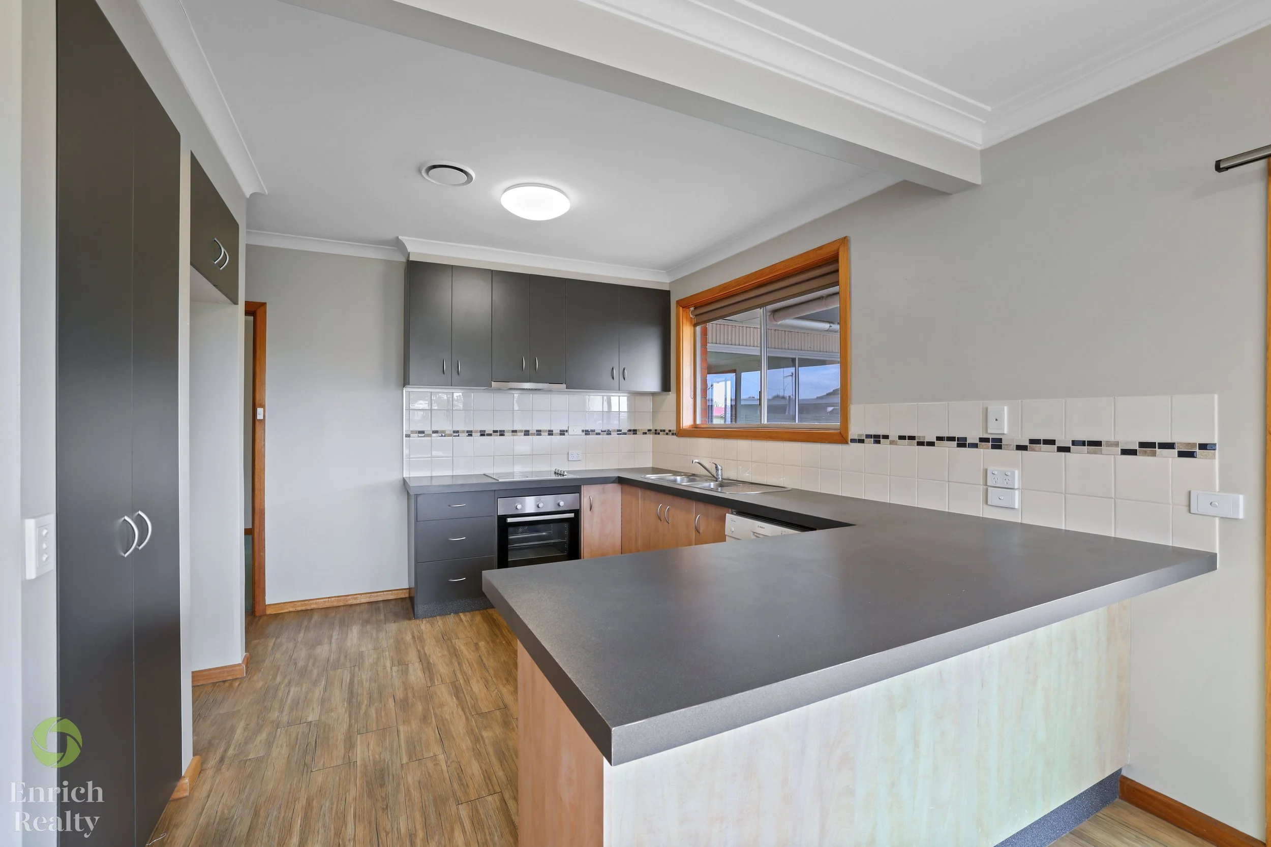 16SummerleaStreet18WM.jpg