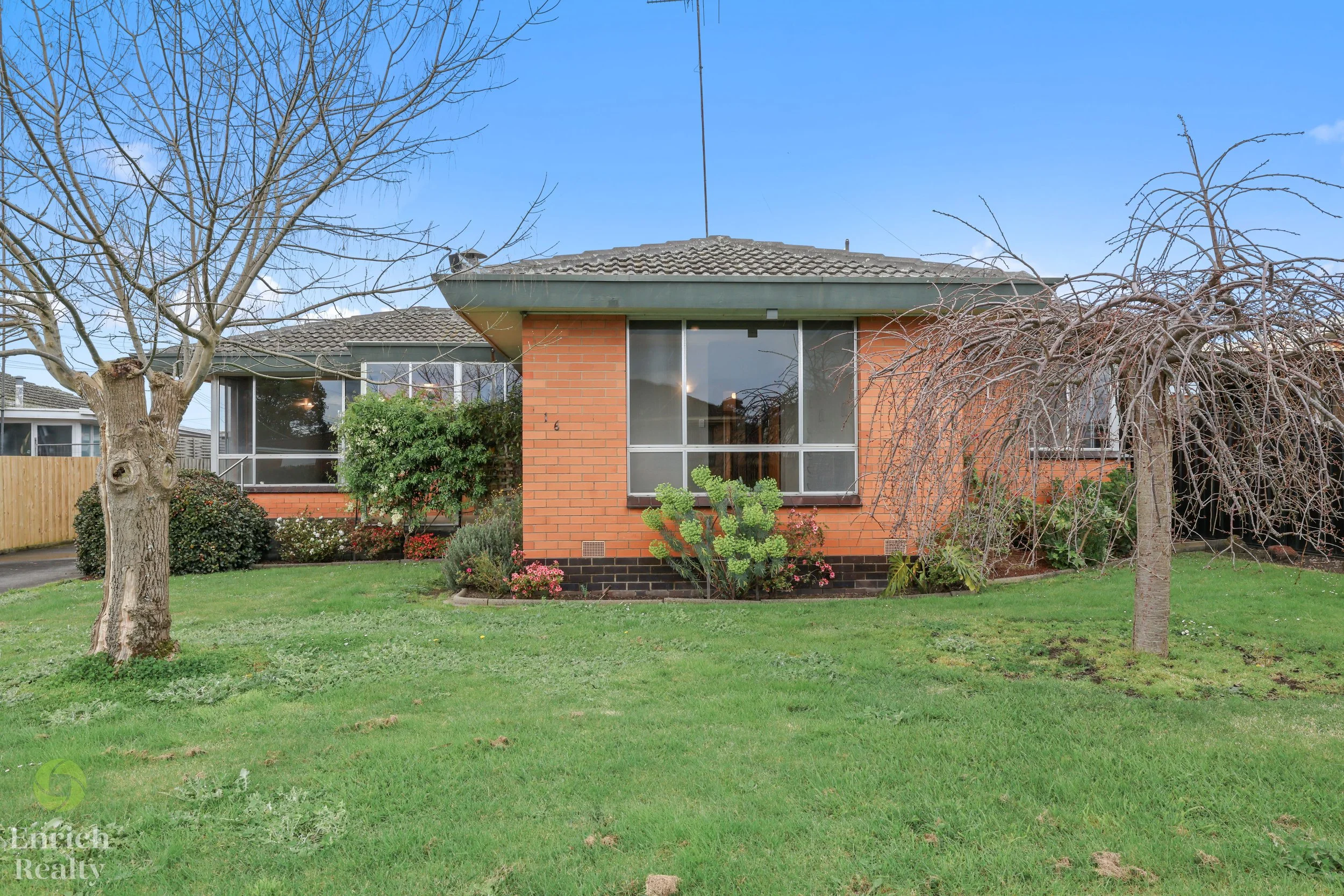16SummerleaStreet29WM.jpg