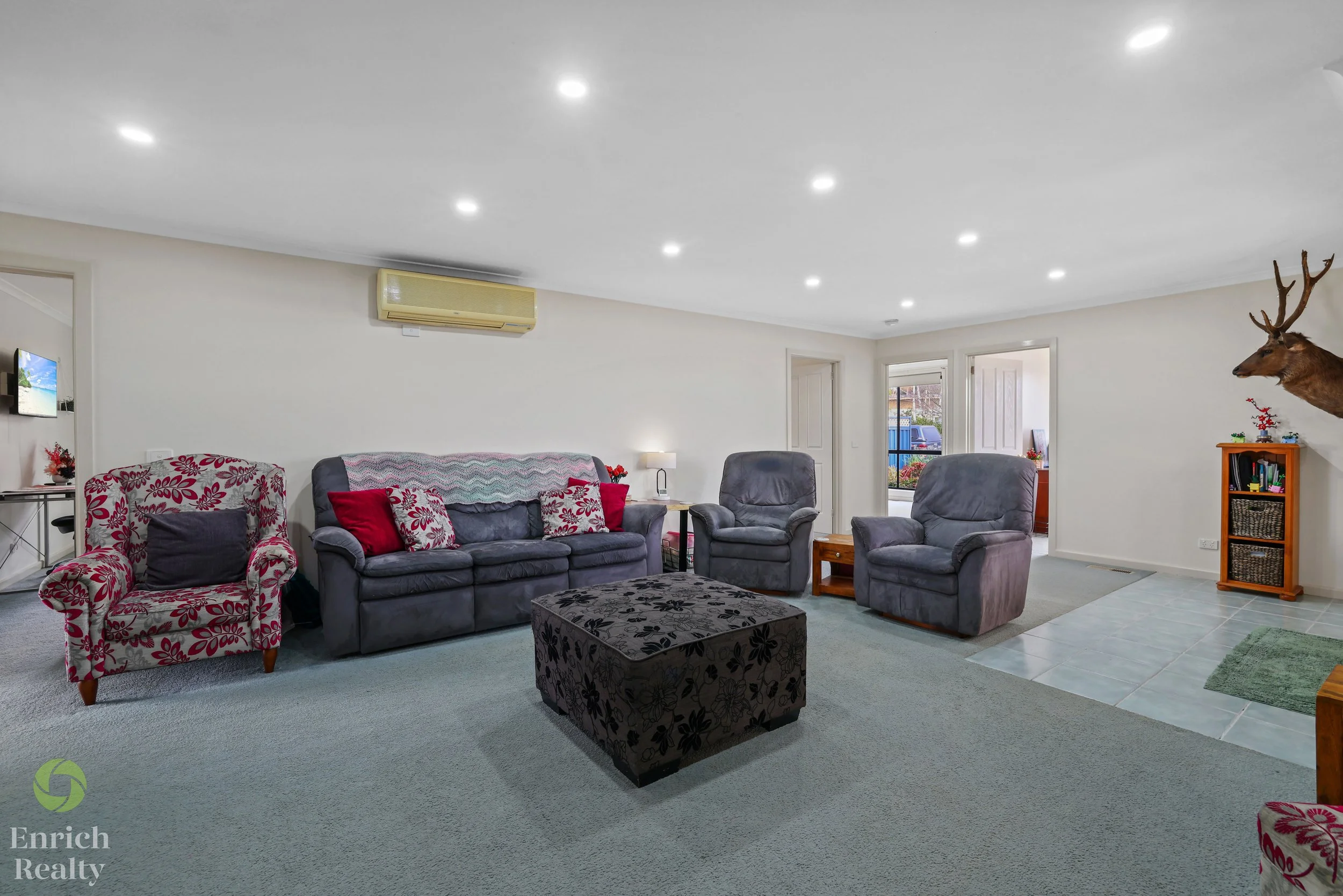 10MalnhamCrescent16WM.jpg