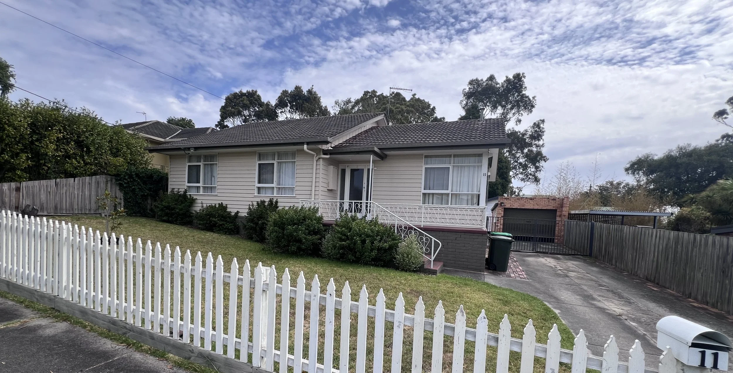 house for lease newborough