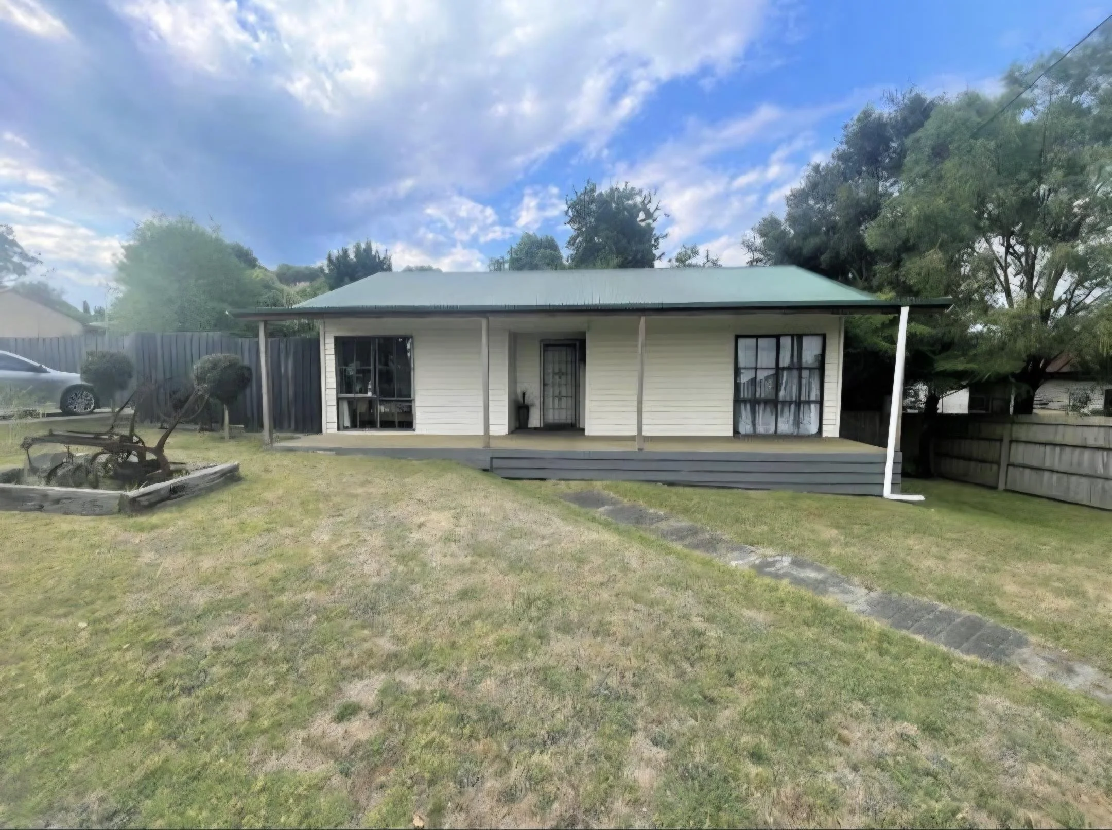 90 North Rd, Yallourn North - 1.jpg