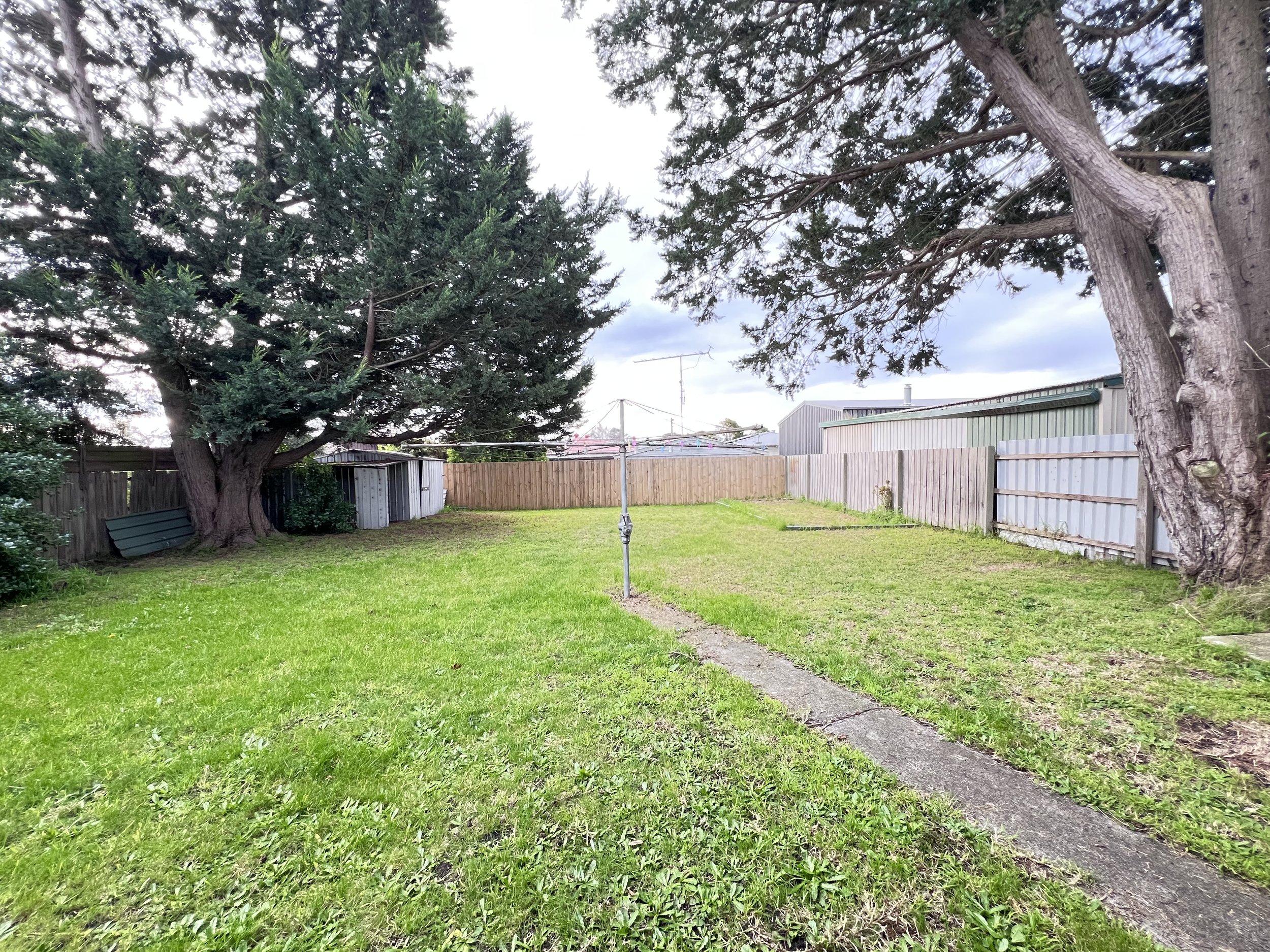 10 Edward Street, Moe - 7.jpeg