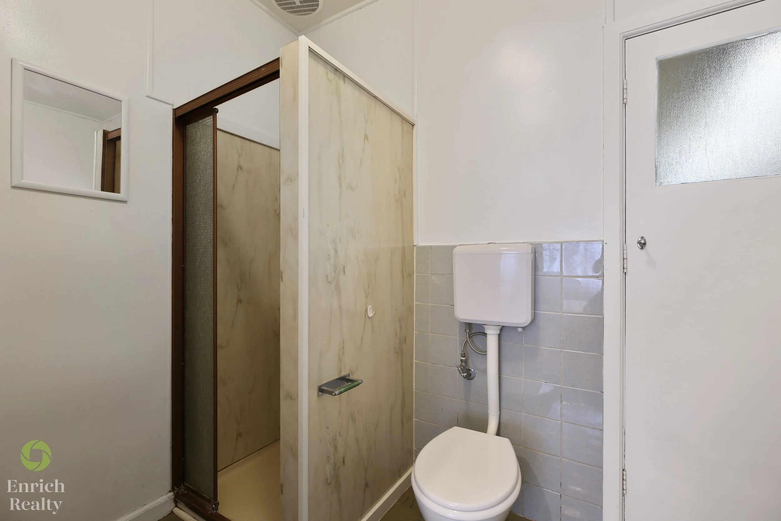 18KitchenerStreet13WM.jpg