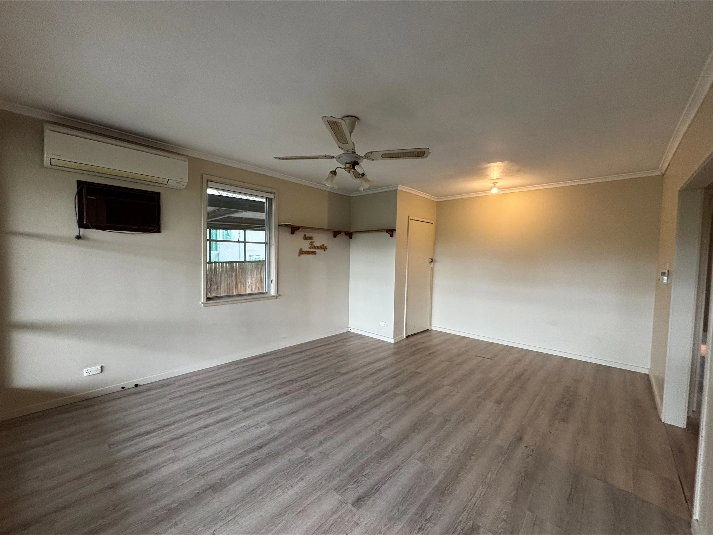 80 Newman Crescent, Traralgon - 8.jpg