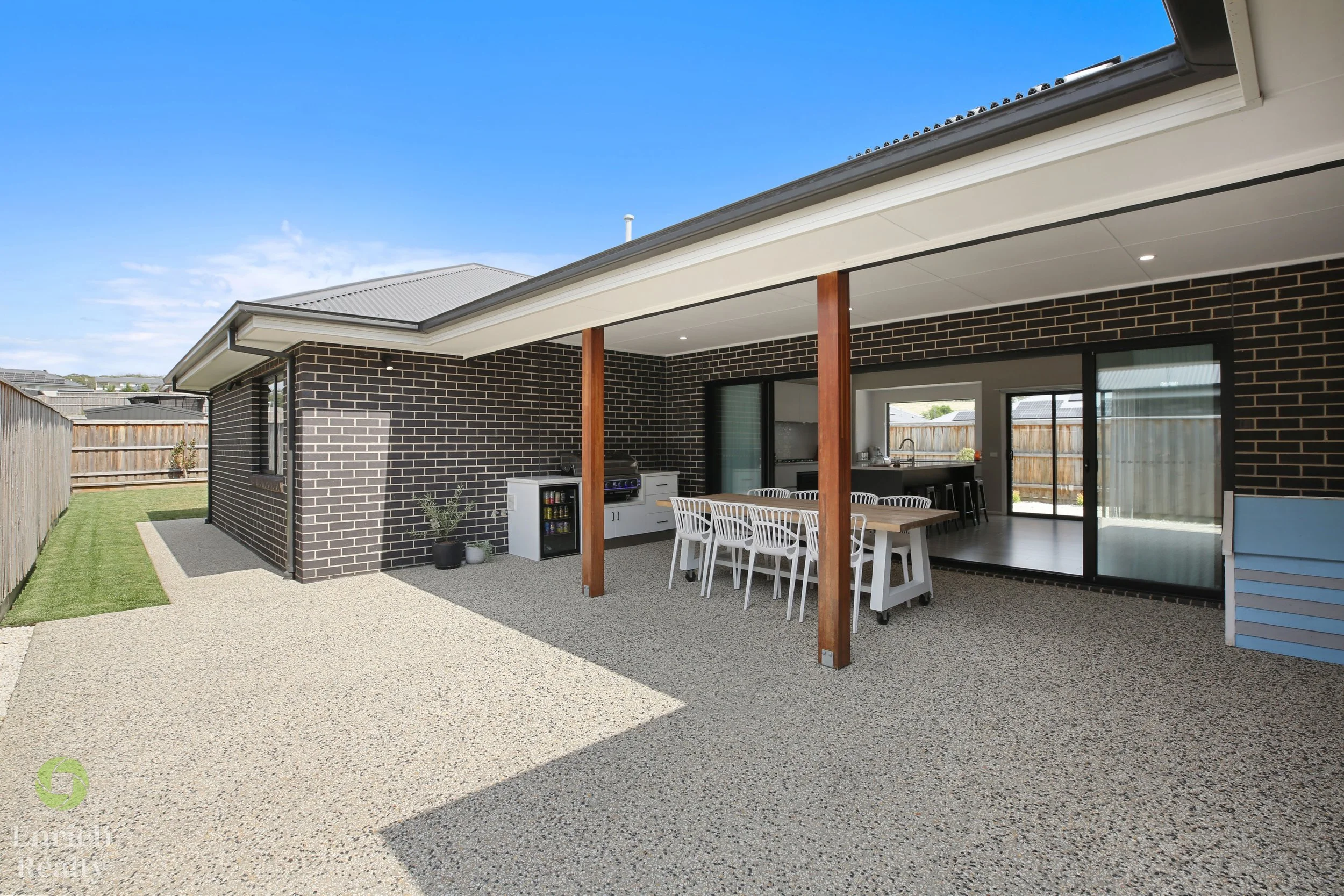 12 Carnoustie Court_26_WM.jpg