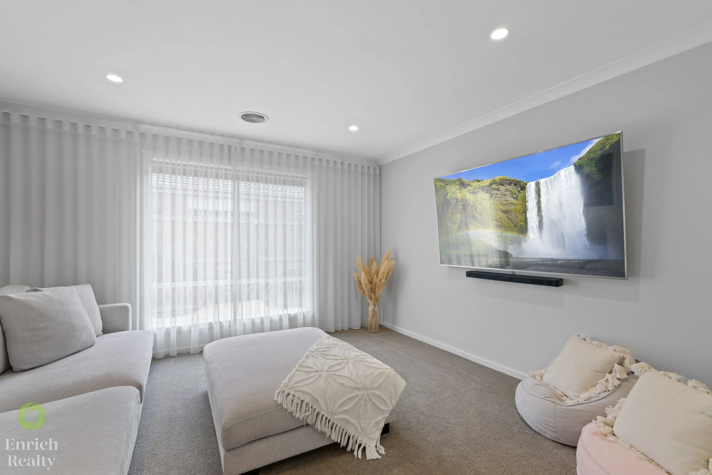 7MoorehouseCourt14WM.jpg