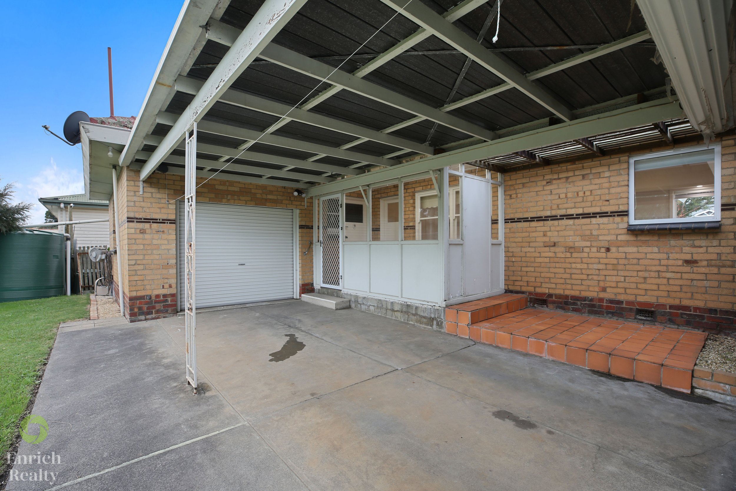 18KitchenerStreet20WM.jpg