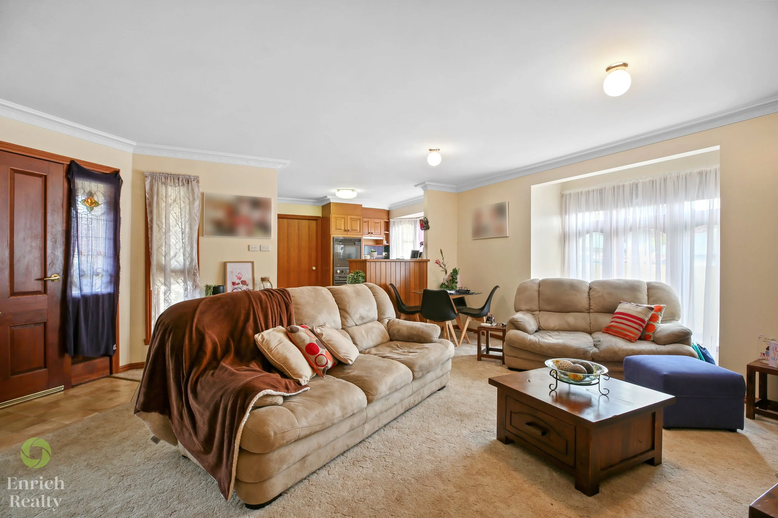 9HollandCourt31WM.jpg