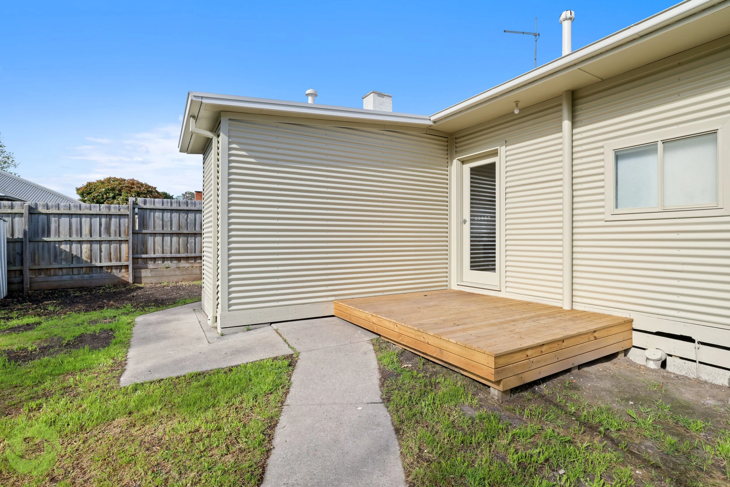 3KeithAvenue26WM.jpg