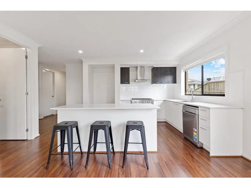 15 Heartwell Street, Warragul 7.jpeg