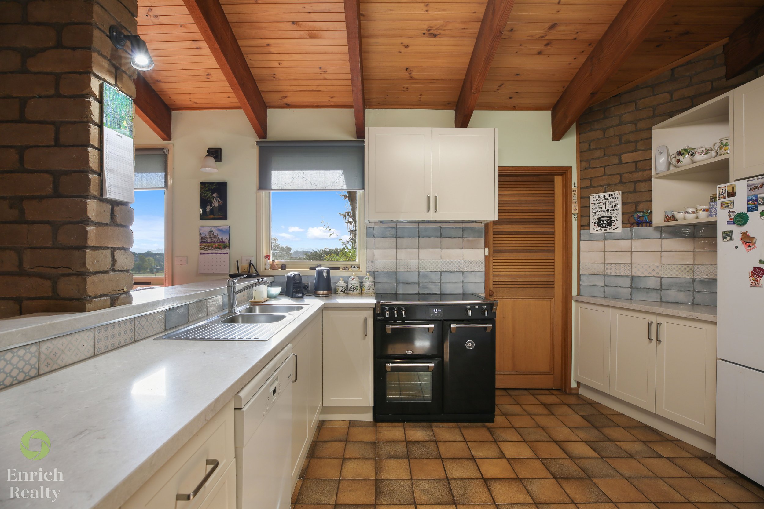 74StockdalesRoad12WM.jpg