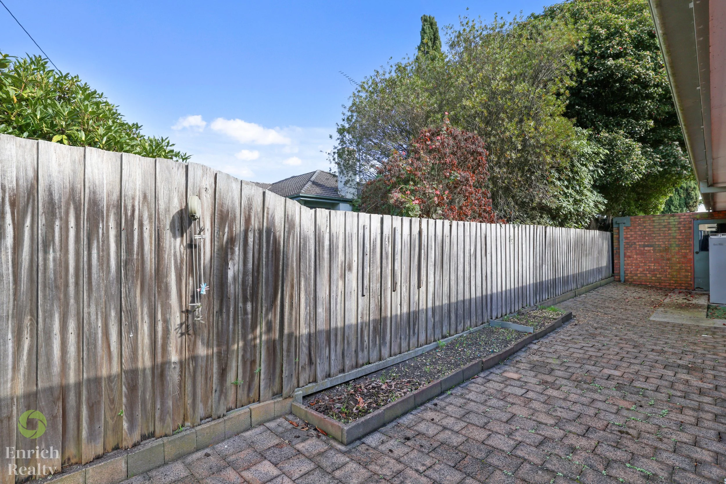 177MonashRoad19WM.jpg