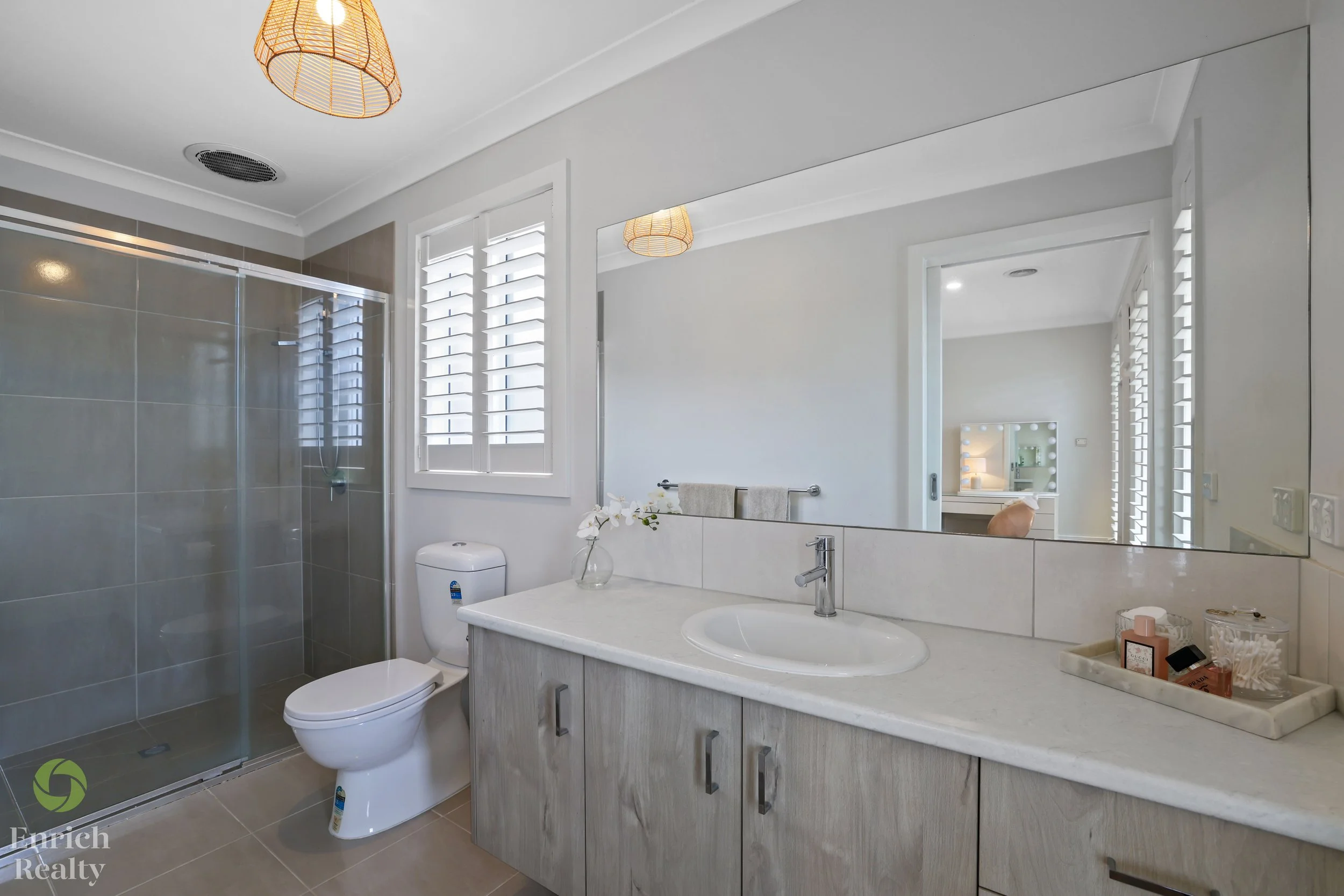 7MoorehouseCourt09WM.jpg
