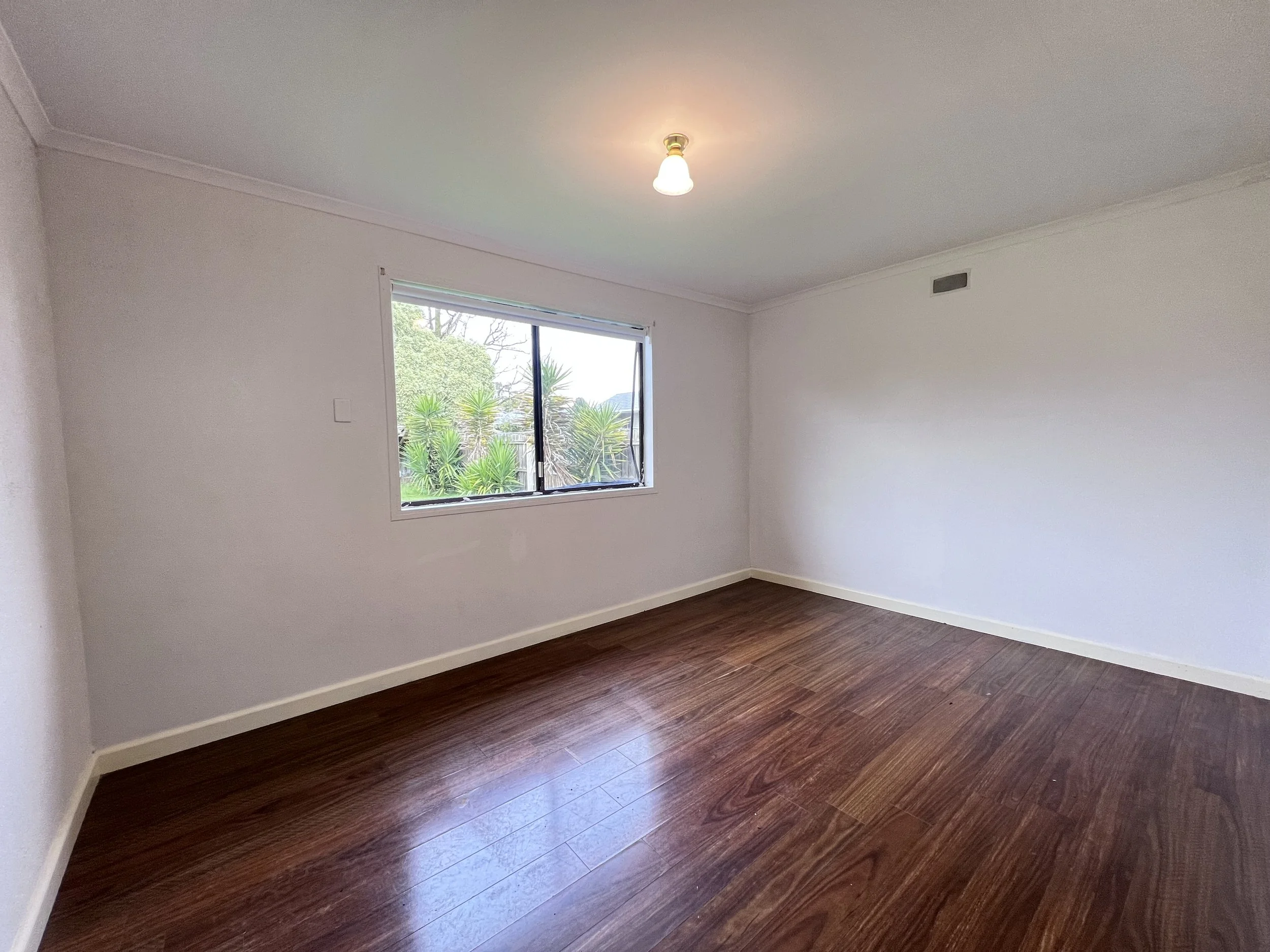 121 Service Road, Moe - 6.jpg