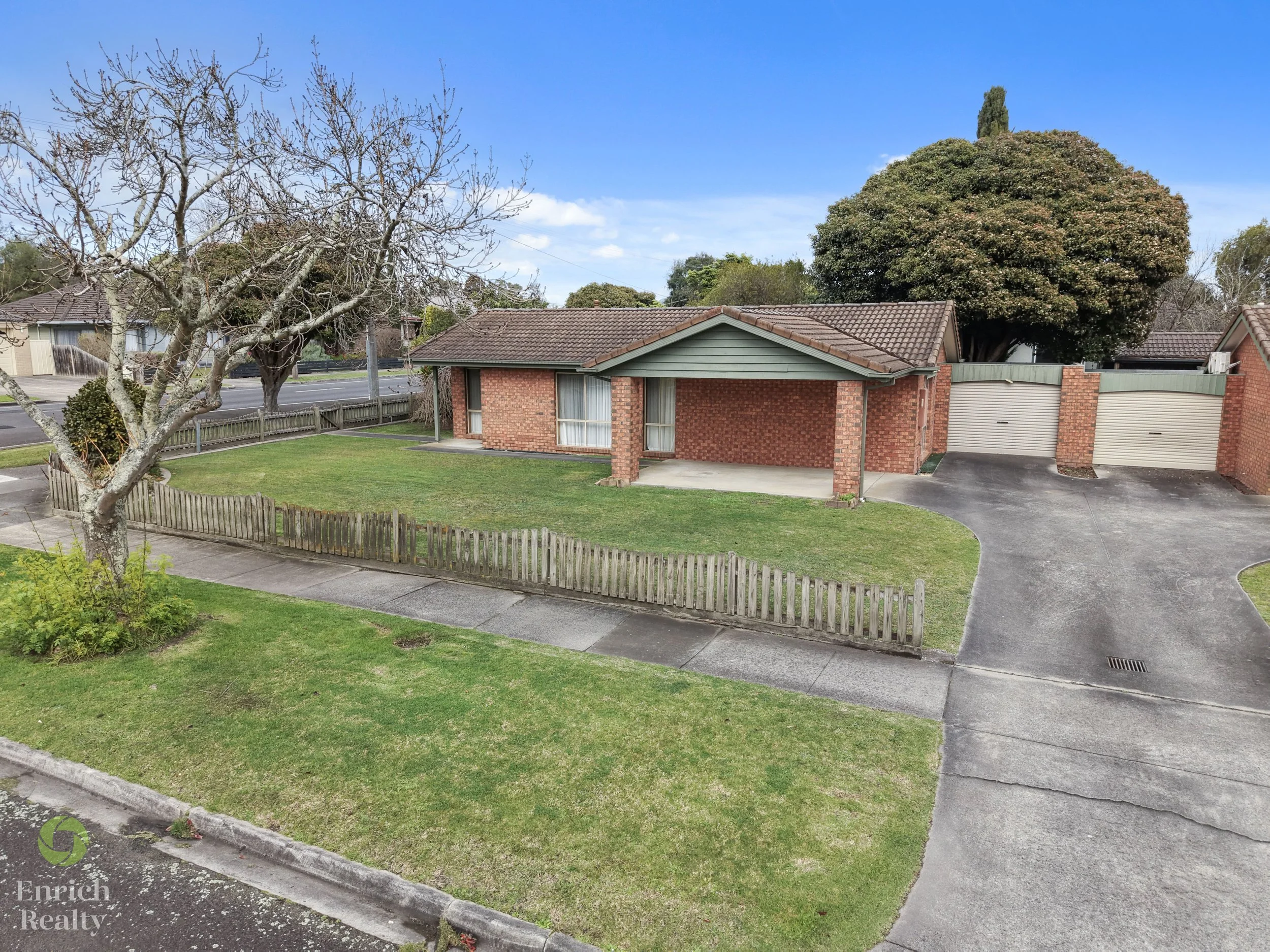 177MonashRoad07WM.jpg