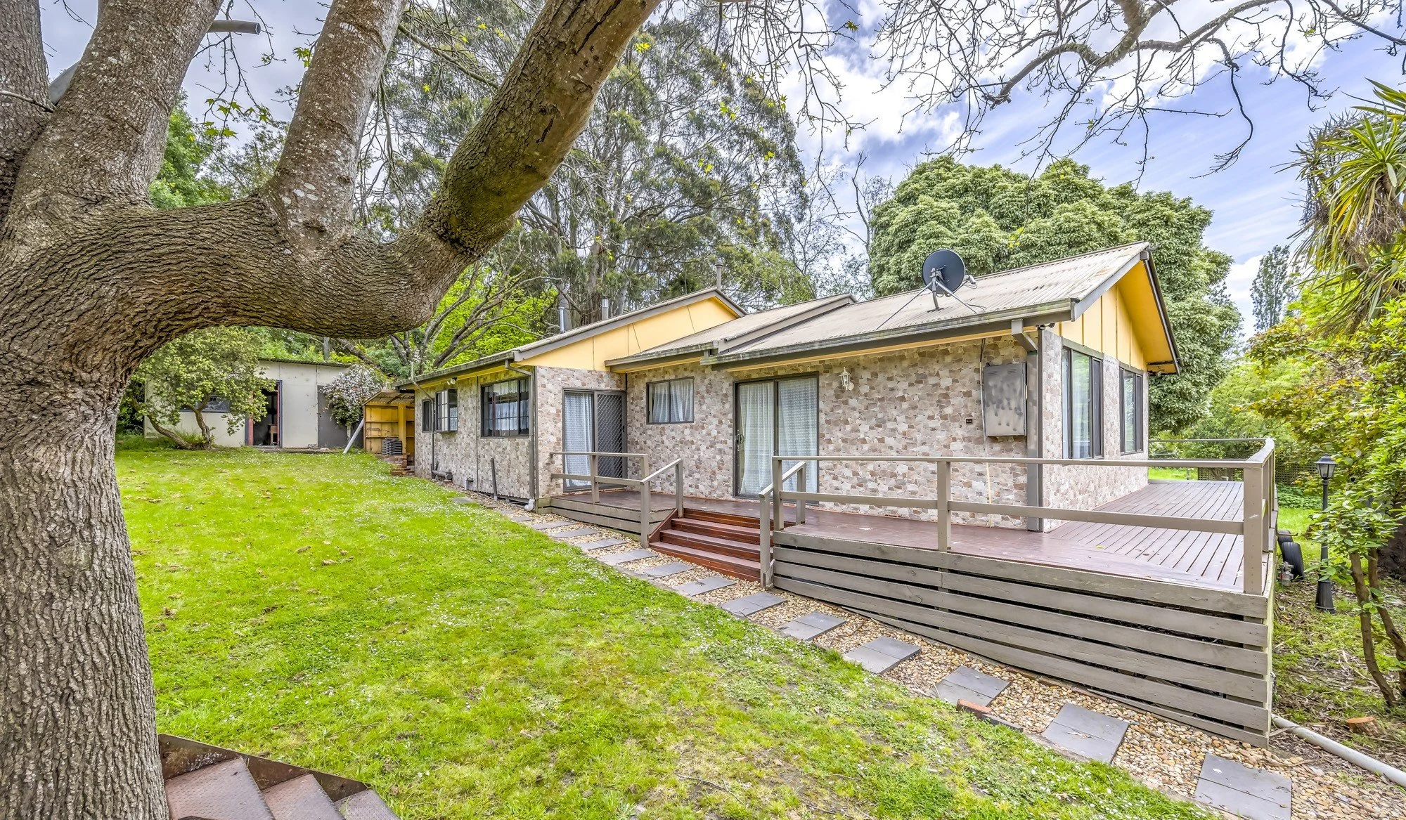 6 Haunted Hills Road, Newborough - 3.jpg