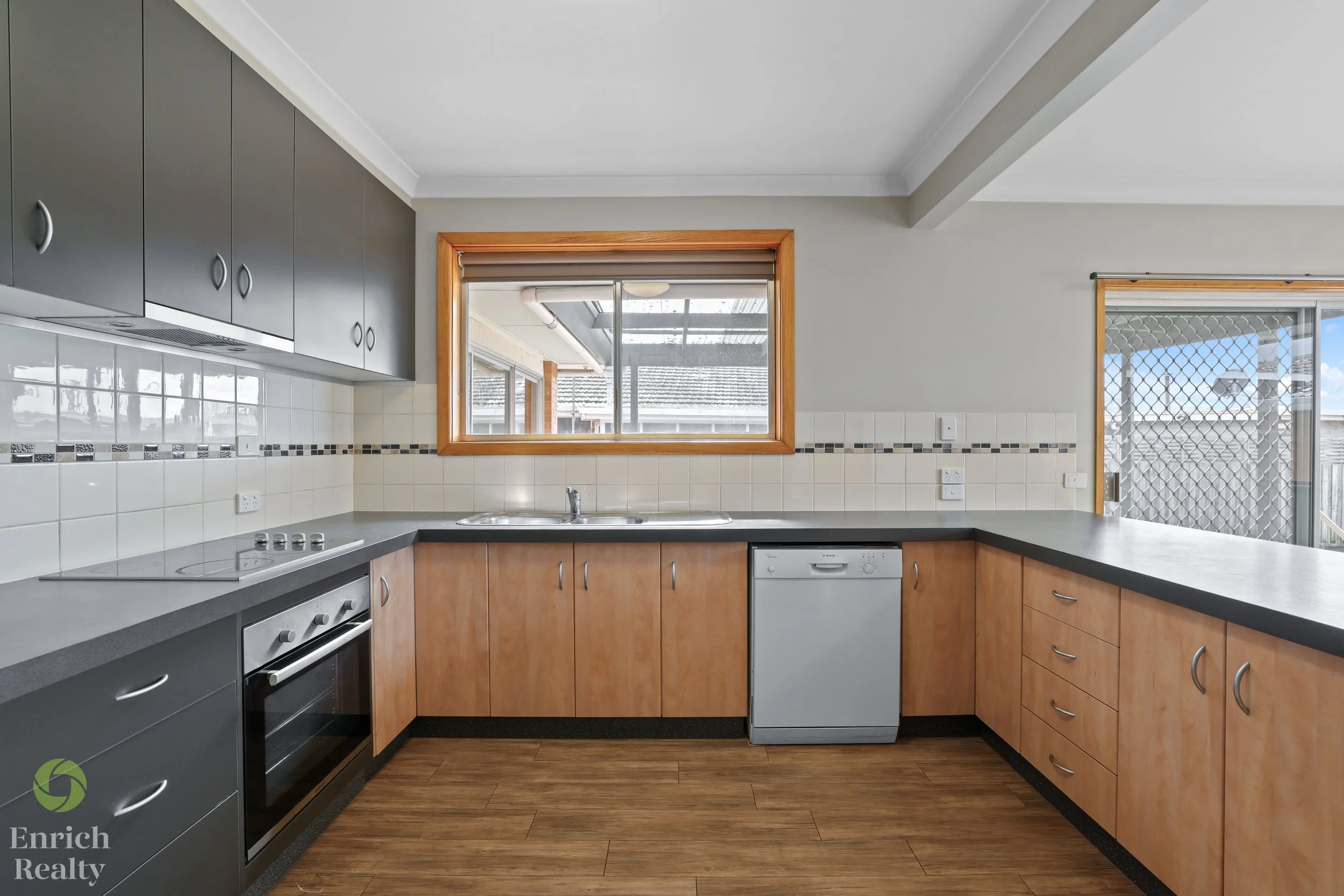 16SummerleaStreet17WM.jpg