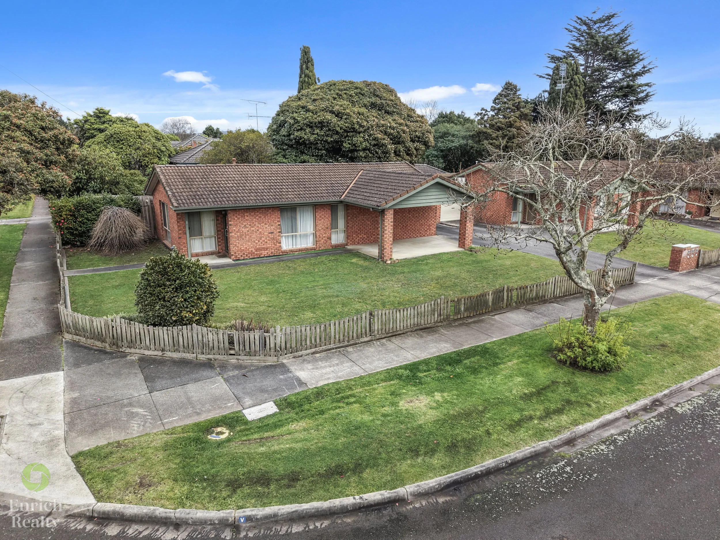 177MonashRoad06WM.jpg