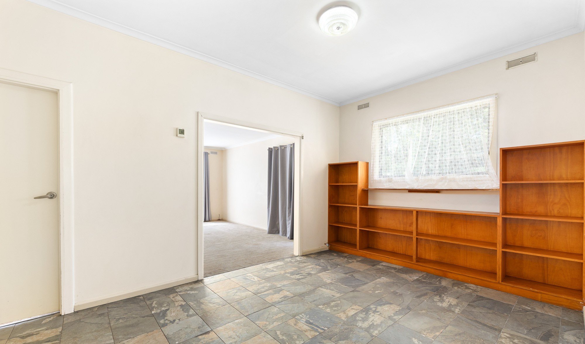 6 Haunted Hills Road, Newborough - 10.jpg