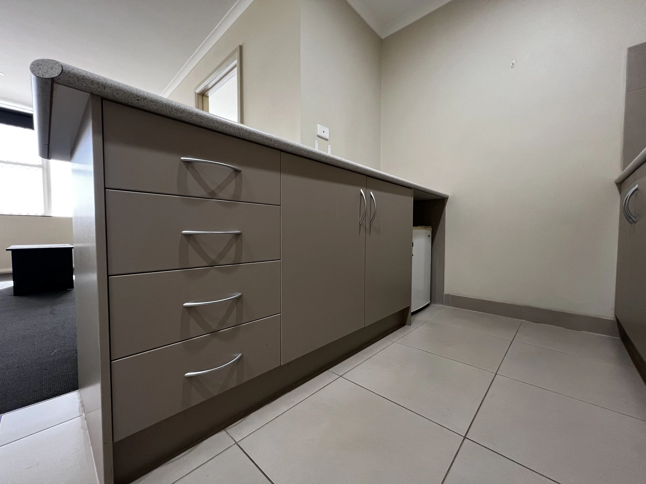 2-1 Ollerton Avenue, Newborough - 3.jpeg