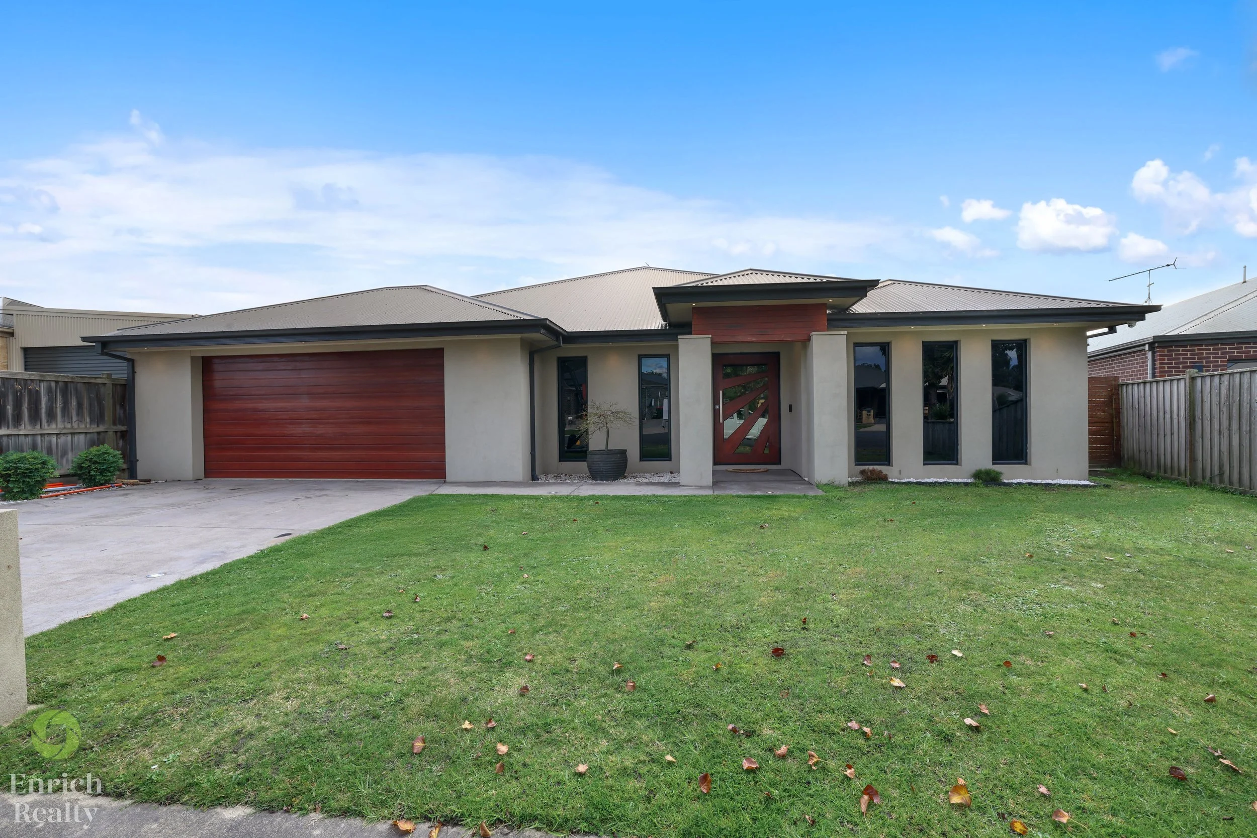 4RobinClose29WM.jpg