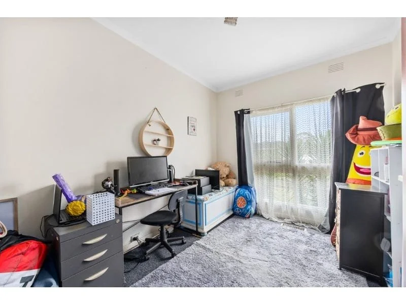 7 Brendan Street, Moe - 6.jpg