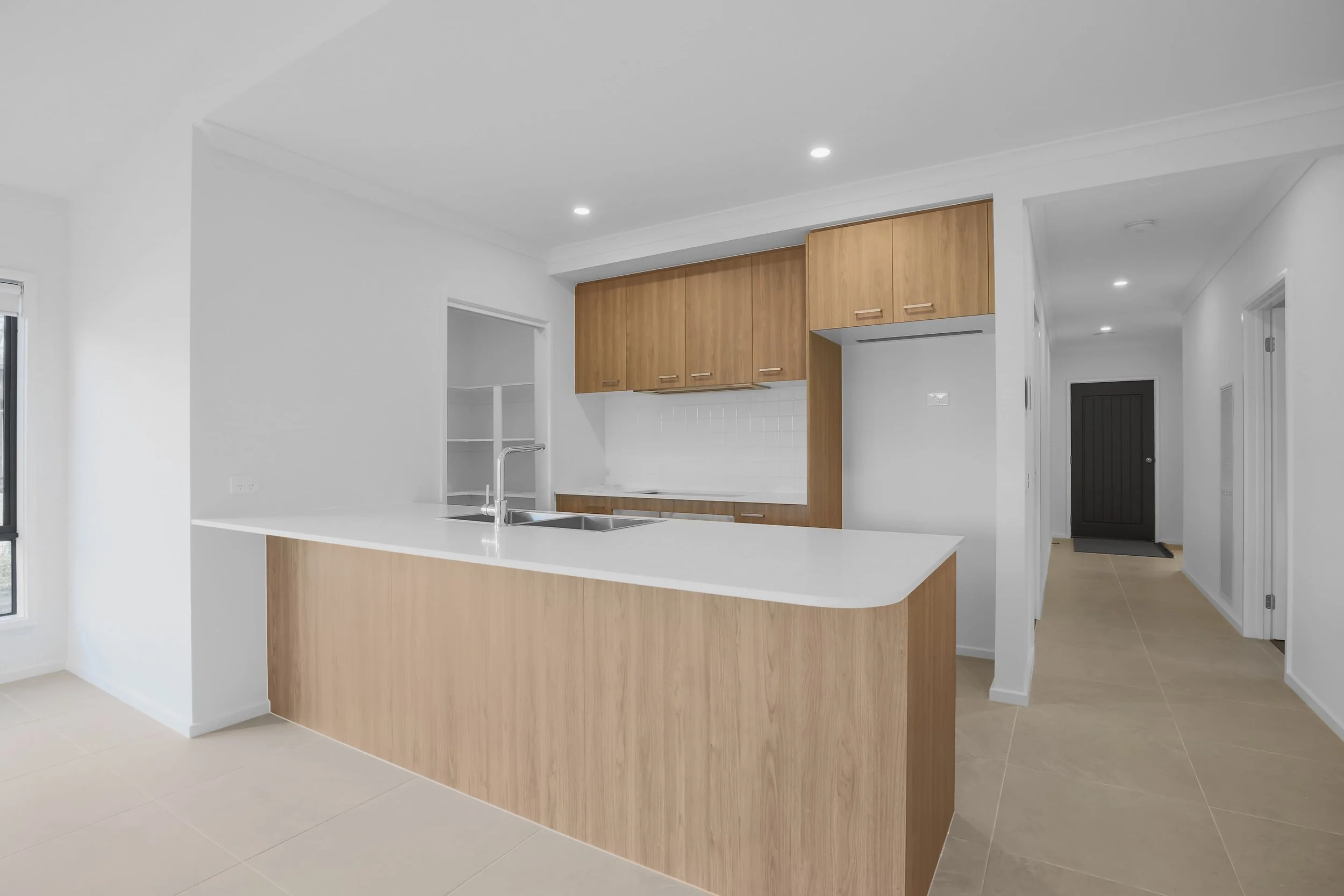 33 Freeman Circuit, Newborough - 2.jpg