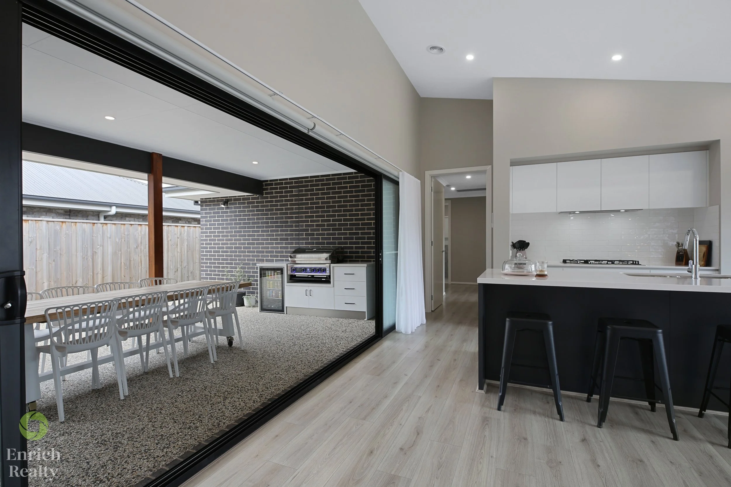 12 Carnoustie Court_24_WM.jpg