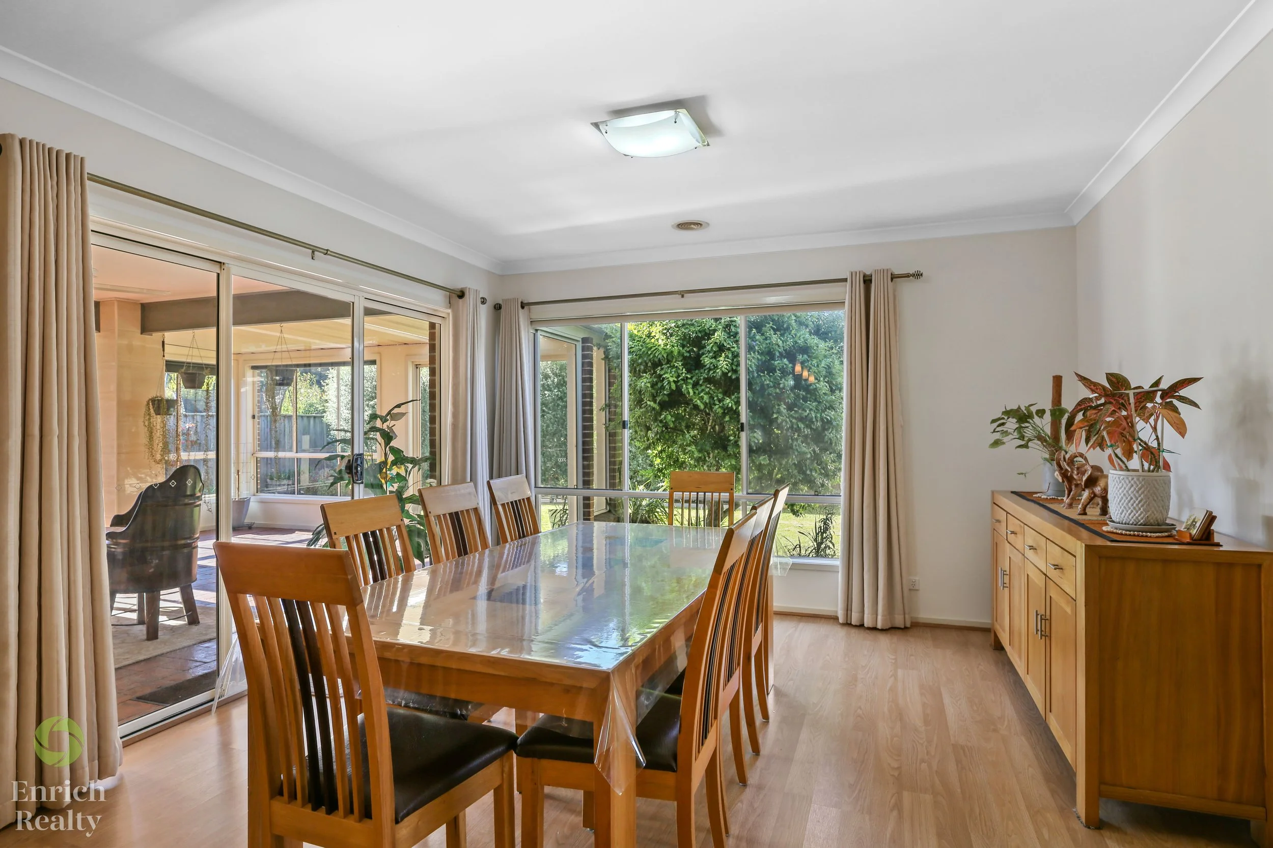 4MontaneBoulevard24WM.jpg