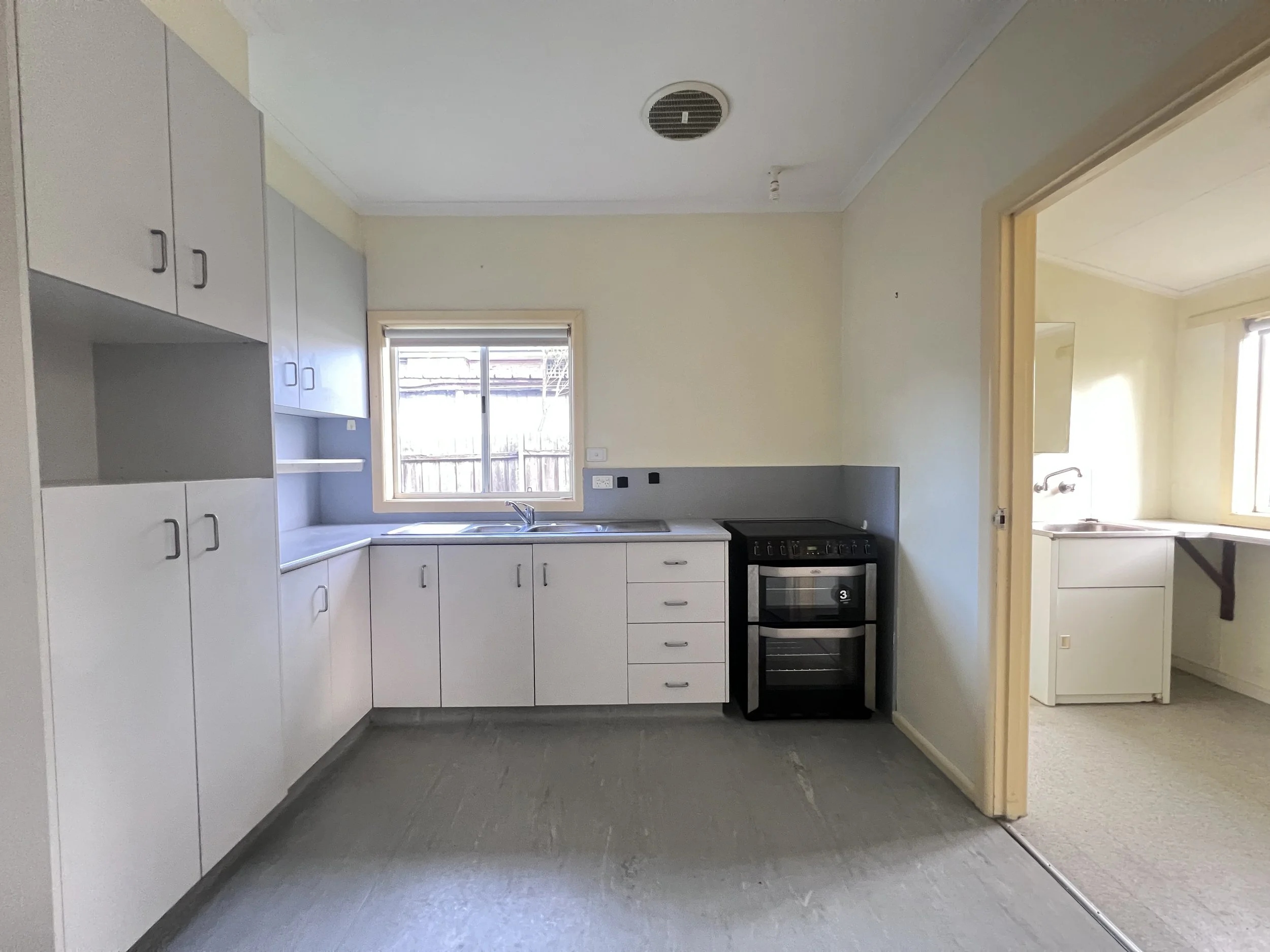 rental properties in Moe