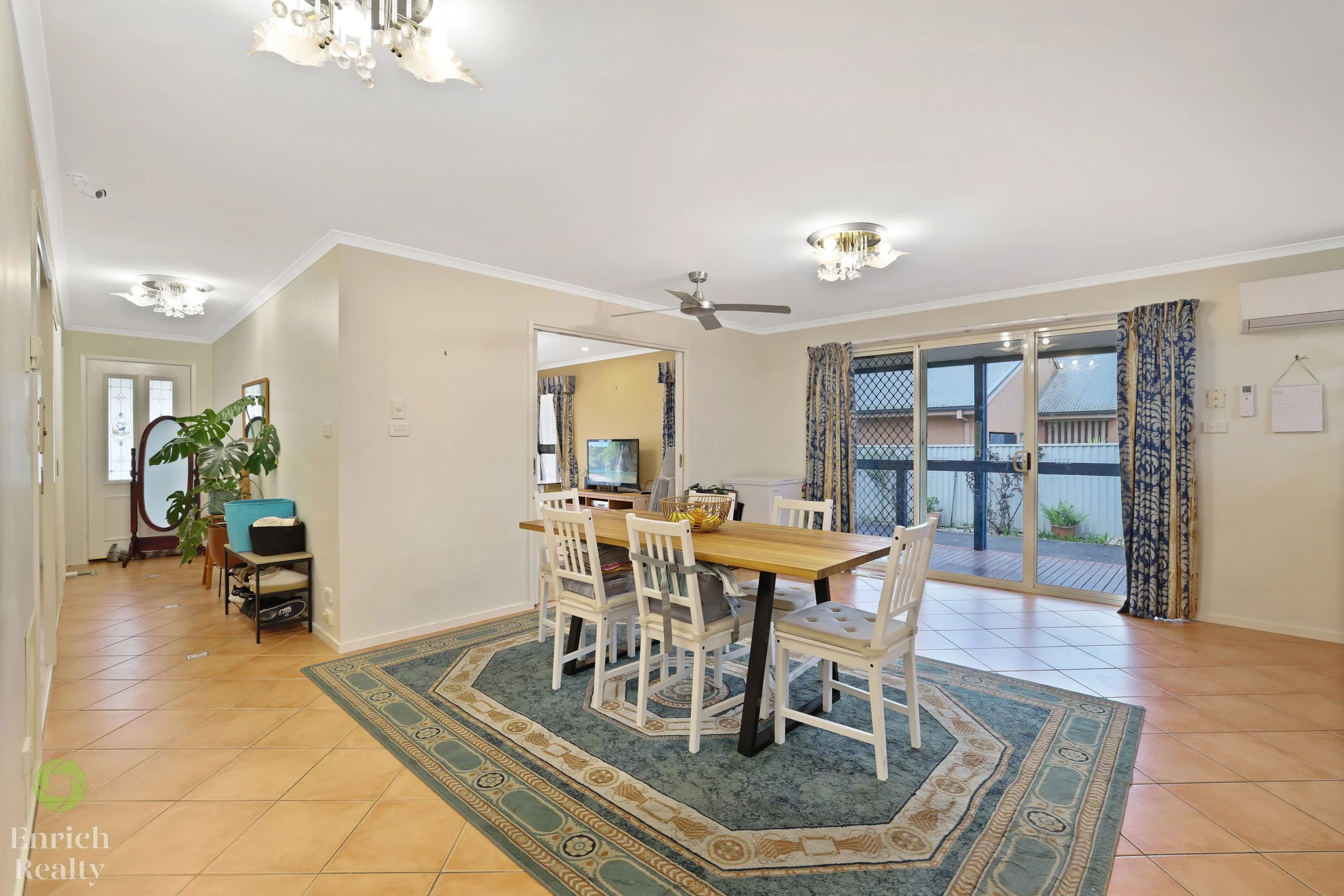 4FergusonPlace21WM.jpg