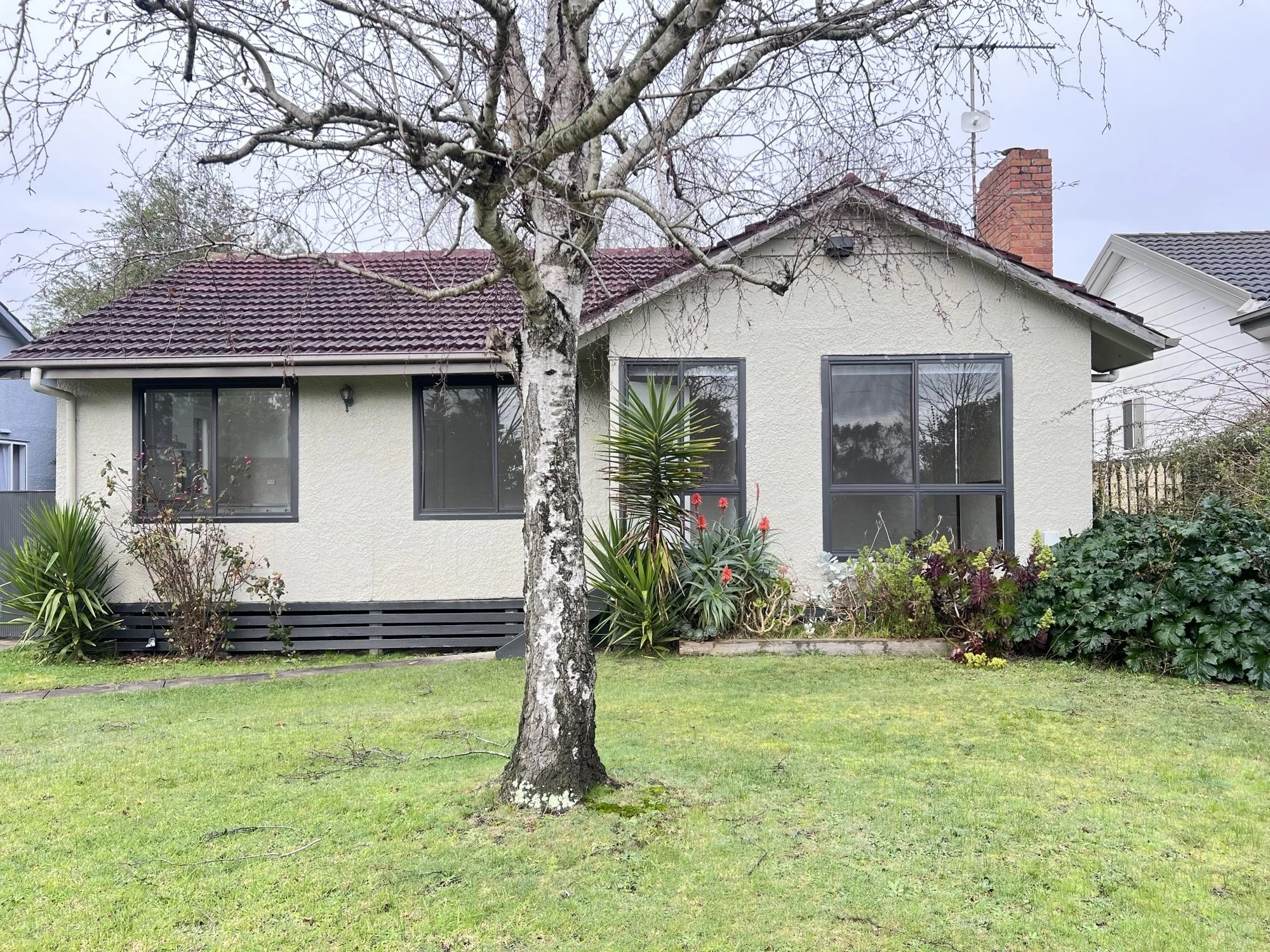 rental properties in Moe