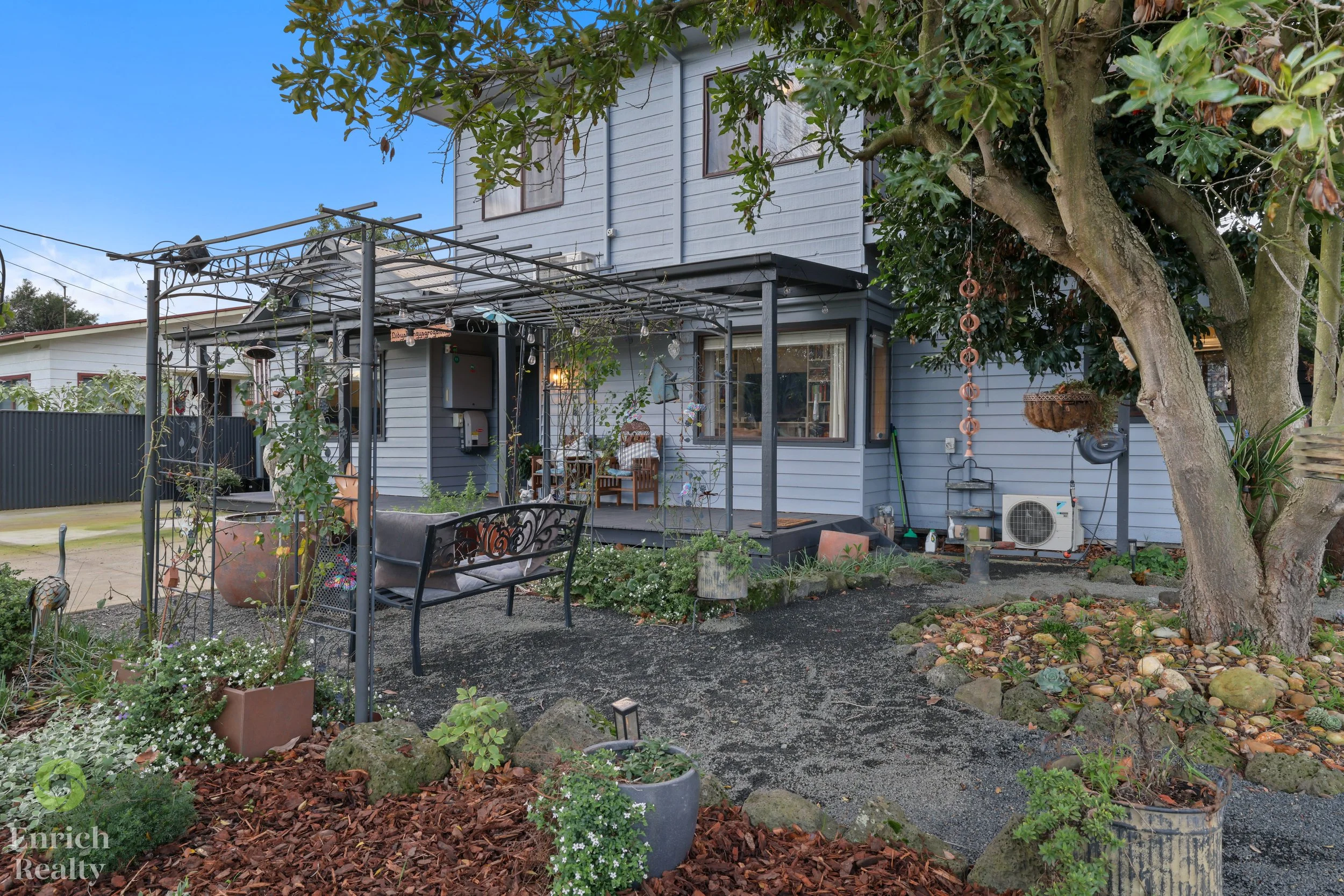 68HennesseyStreet33WM.jpg