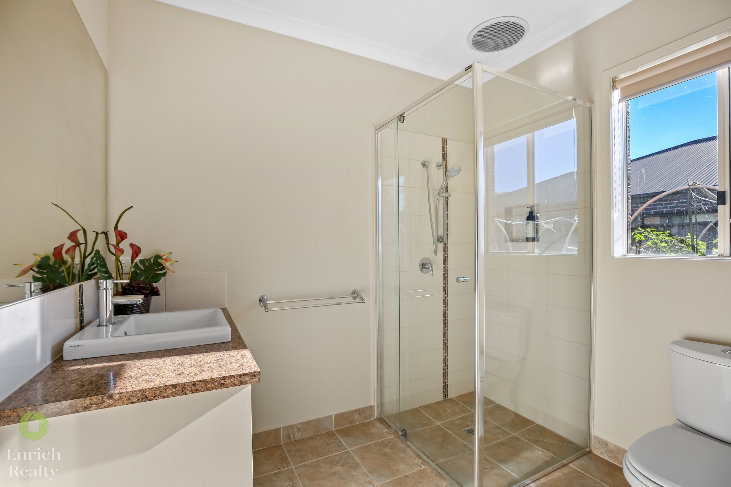4MontaneBoulevard18WM.jpg