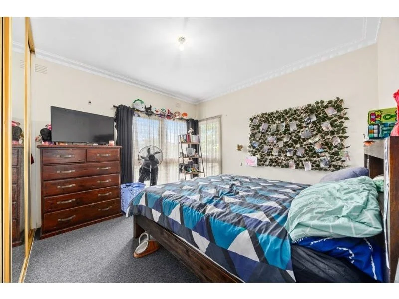 7 Brendan Street, Moe - 8.jpg