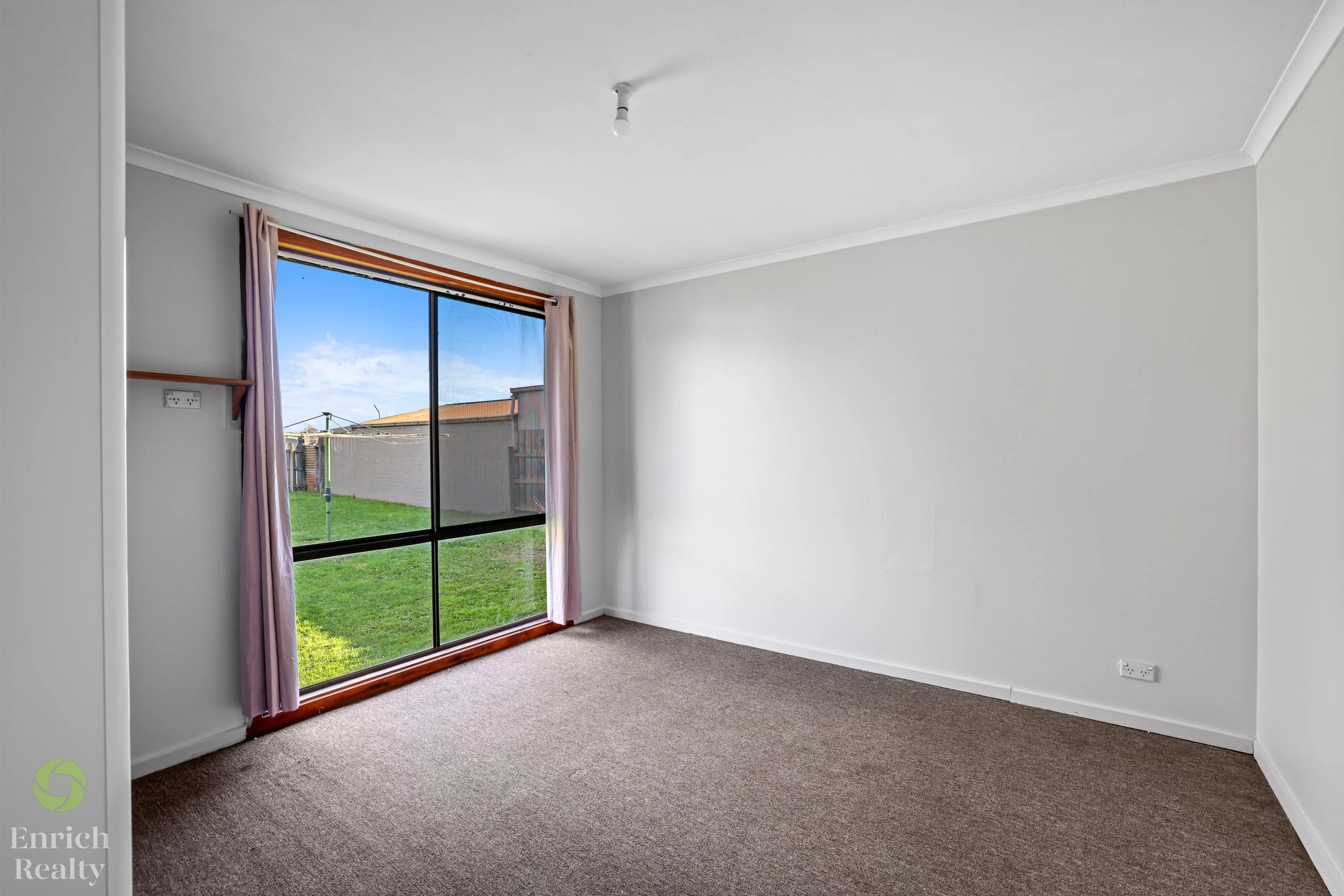 240OldSaleRoad19WM.jpg