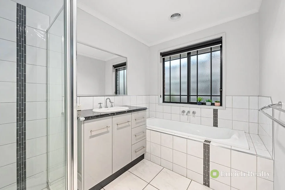 12 Grammar Drive, Traralgon-10.jpg