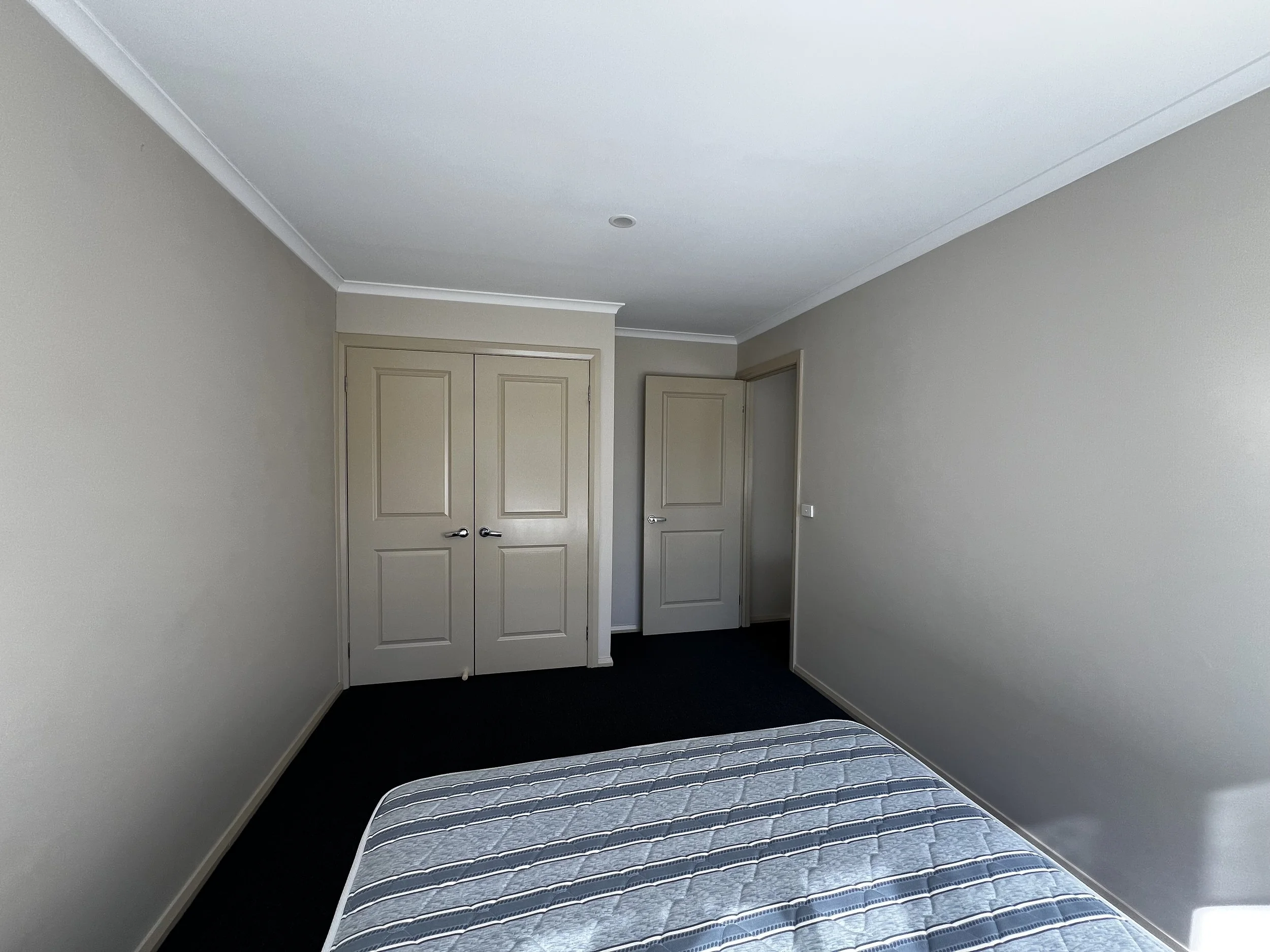 22_1 Ollerton Avenue, Newborough - 6.jpeg