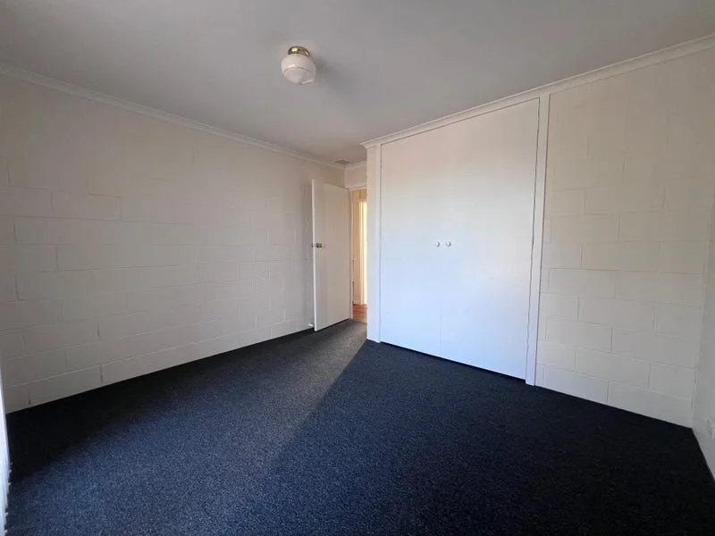 3_5 Evelyn St, Moe - 4.jpg