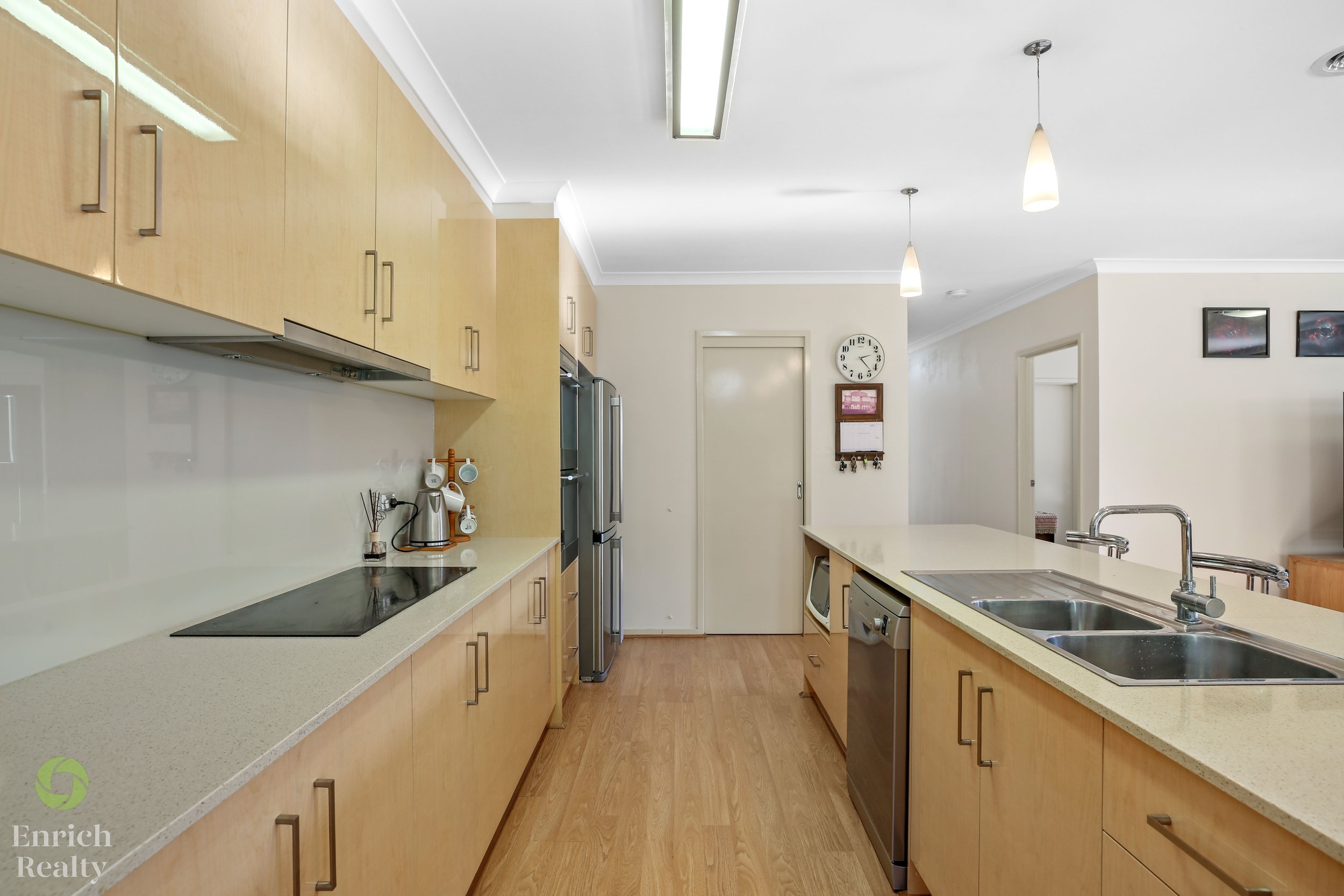 4MontaneBoulevard22WM.jpg