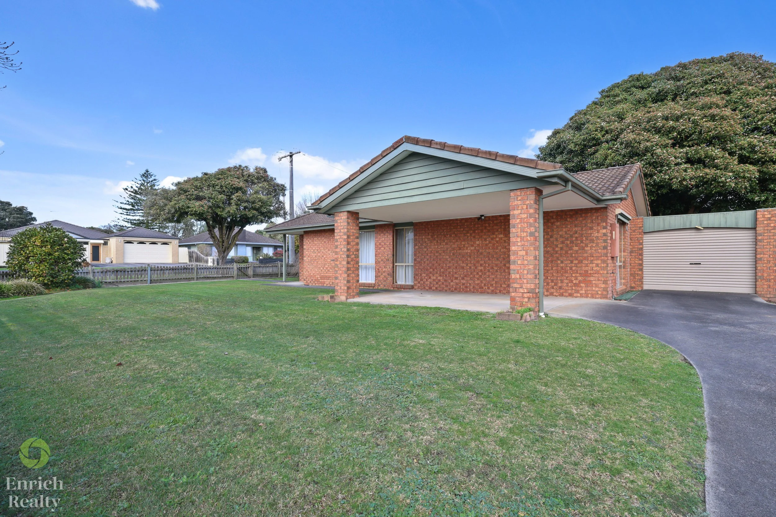 177MonashRoad23WM.jpg