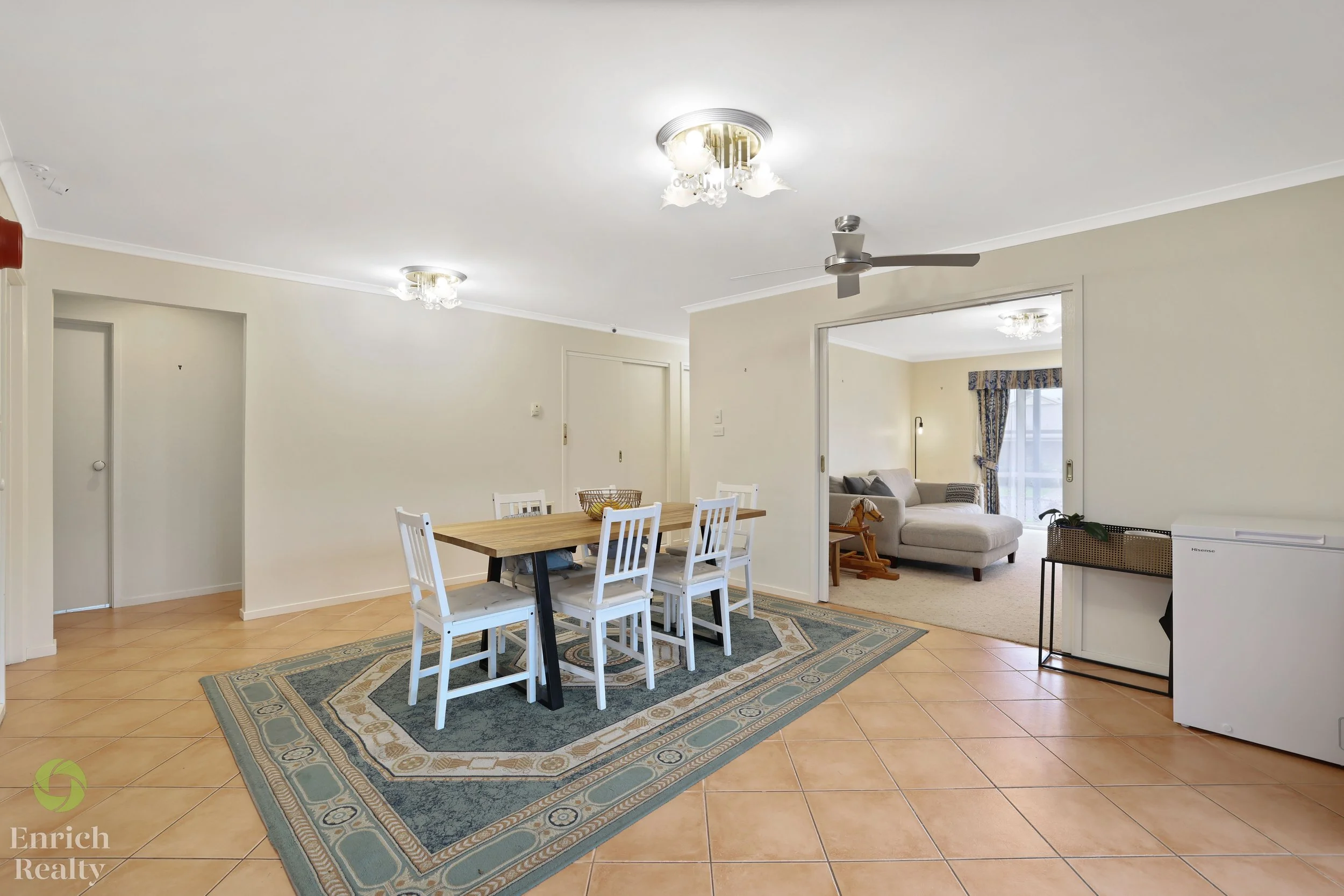 4FergusonPlace20WM.jpg