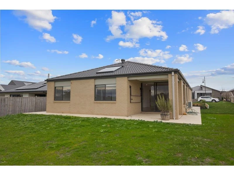 15 Heartwell Street, Warragul 13.jpeg