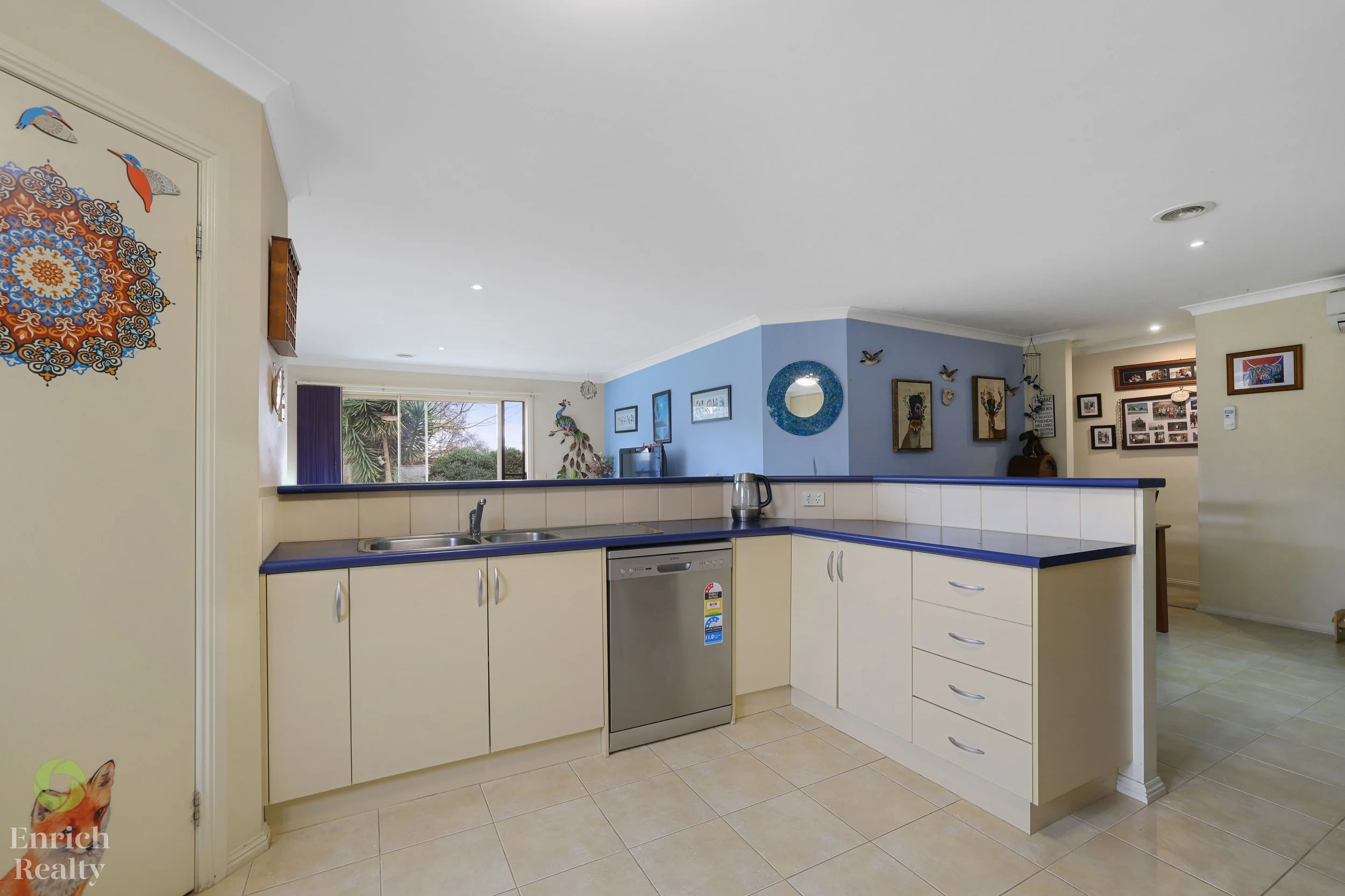 16PoplarClose12WM.jpg