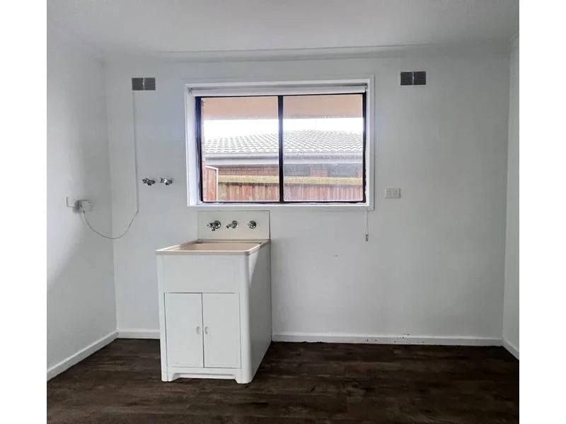 13 Abbott Street, Moe - 11.jpg