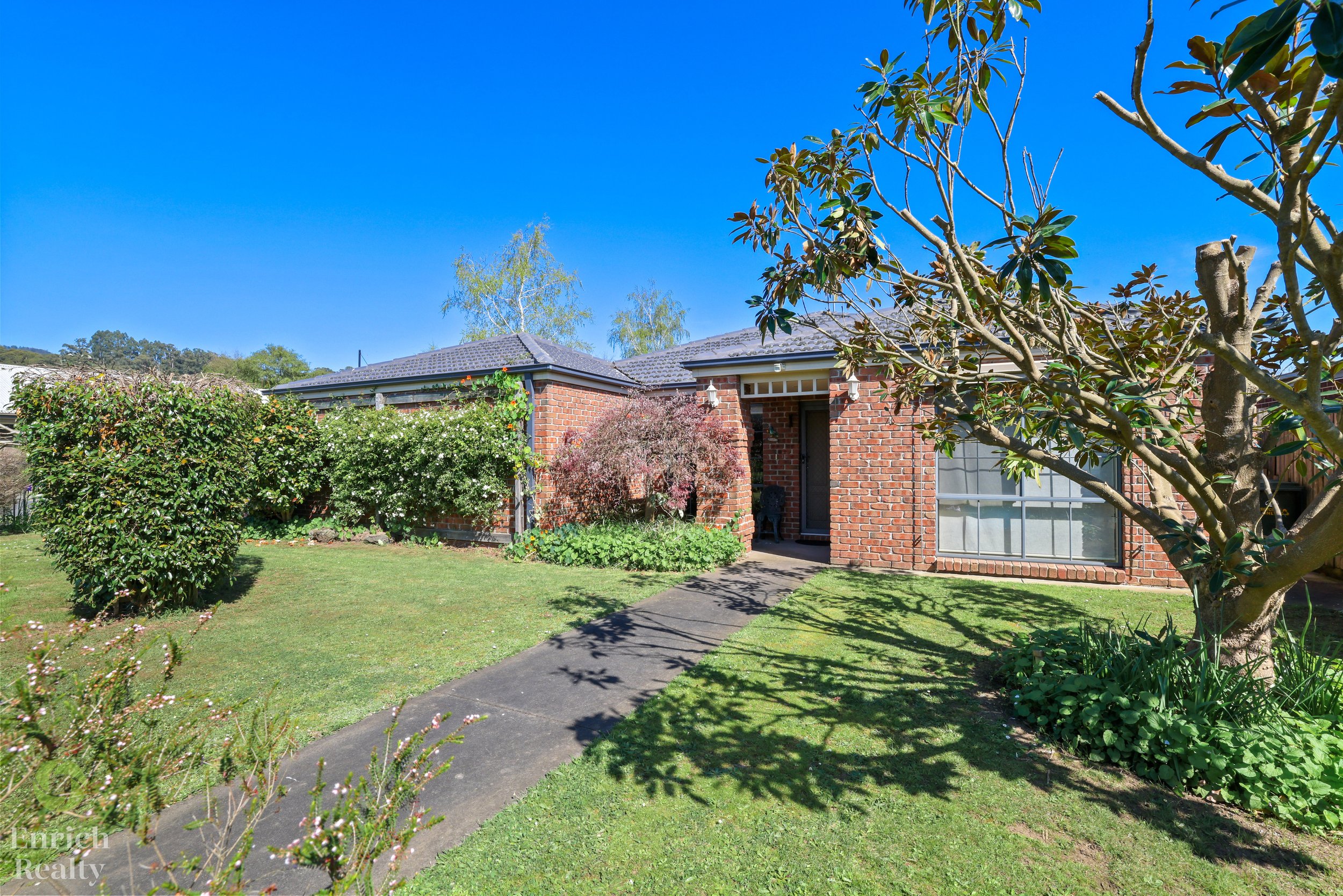 1PoplarClose14WM.jpg