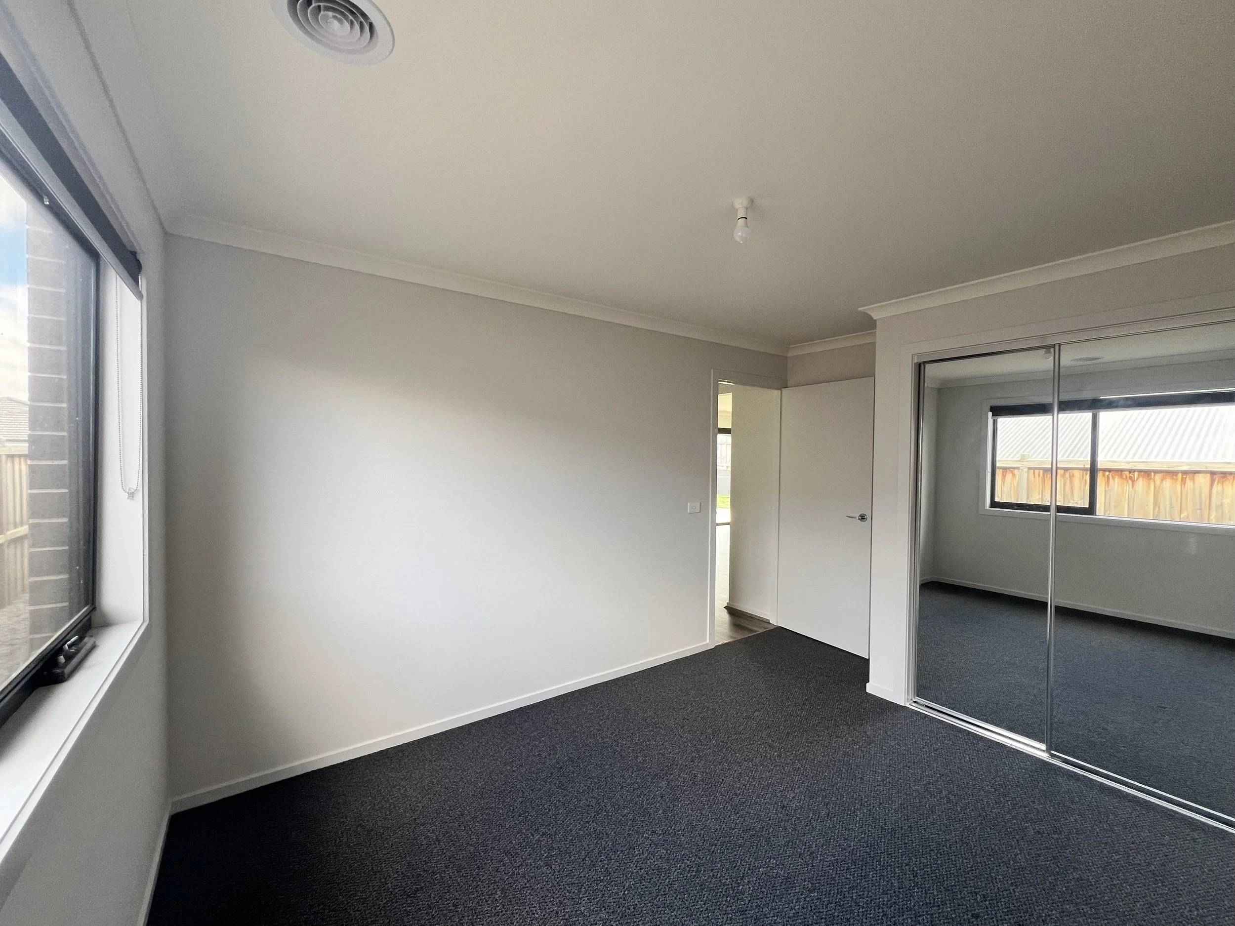 30 Diamond Street, Drouin - 13.jpeg